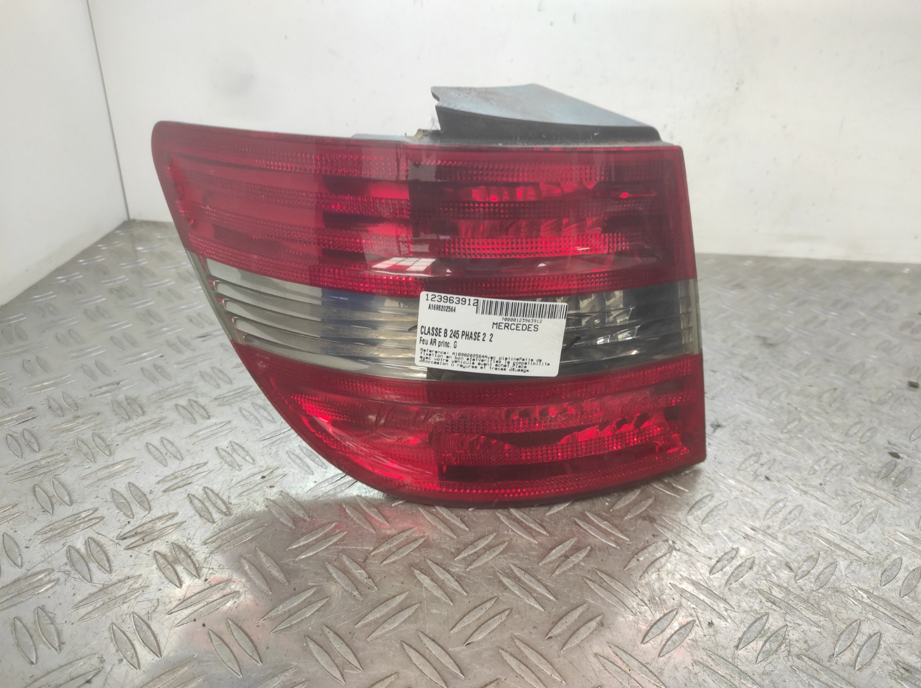 Feu arriere principal gauche (feux) MERCEDES CLASSE B 245 PHASE 2 – A1698202564