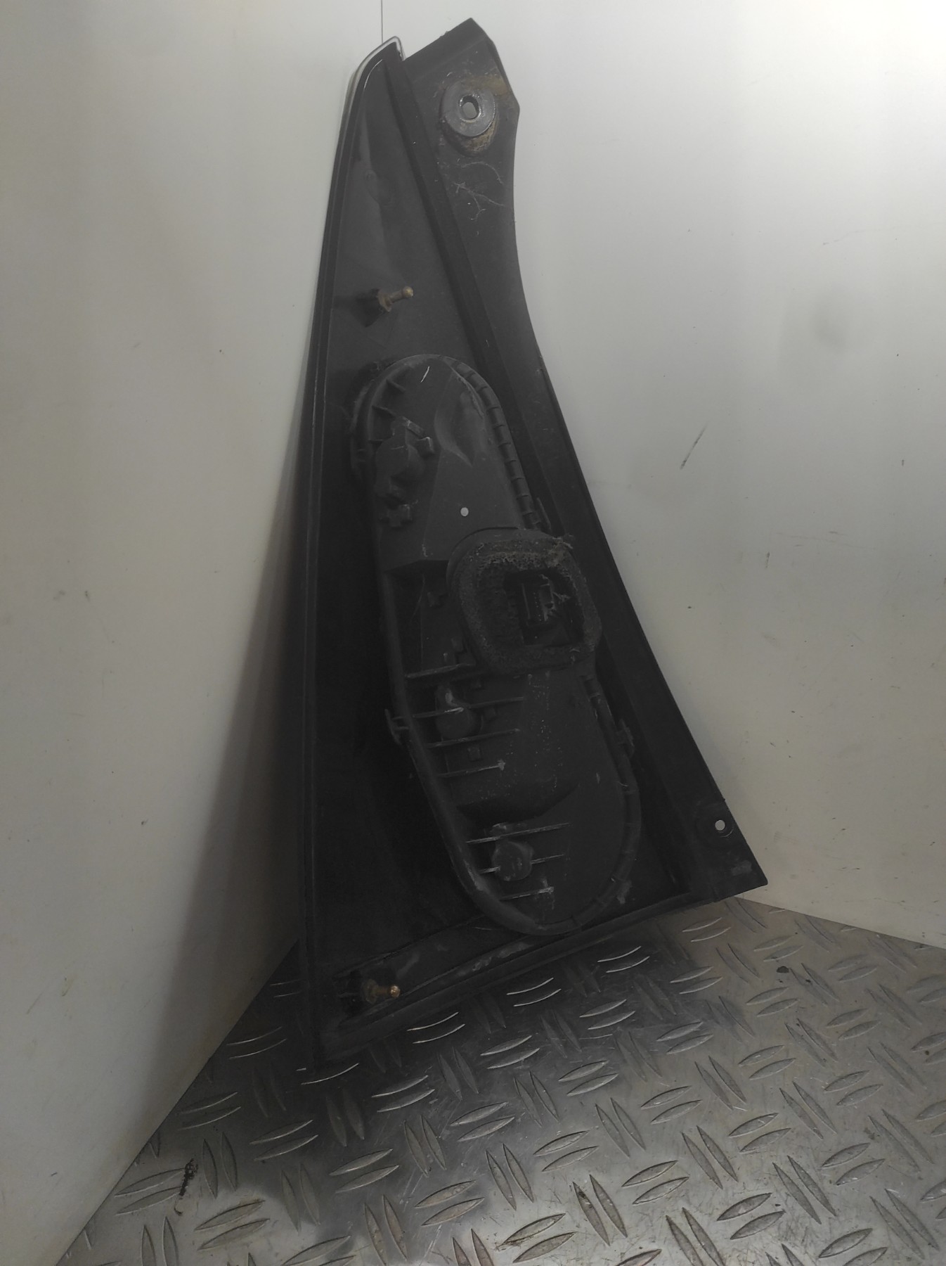 Feu arriere principal droit (feux) CITROEN C1 – 00006351X8