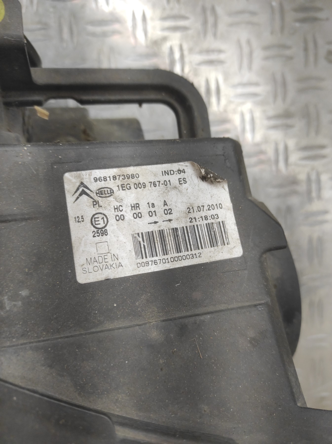 Optique avant principal gauche (feux)(phare) CITROEN C3 PICASSO PHASE 1 – 9681873980