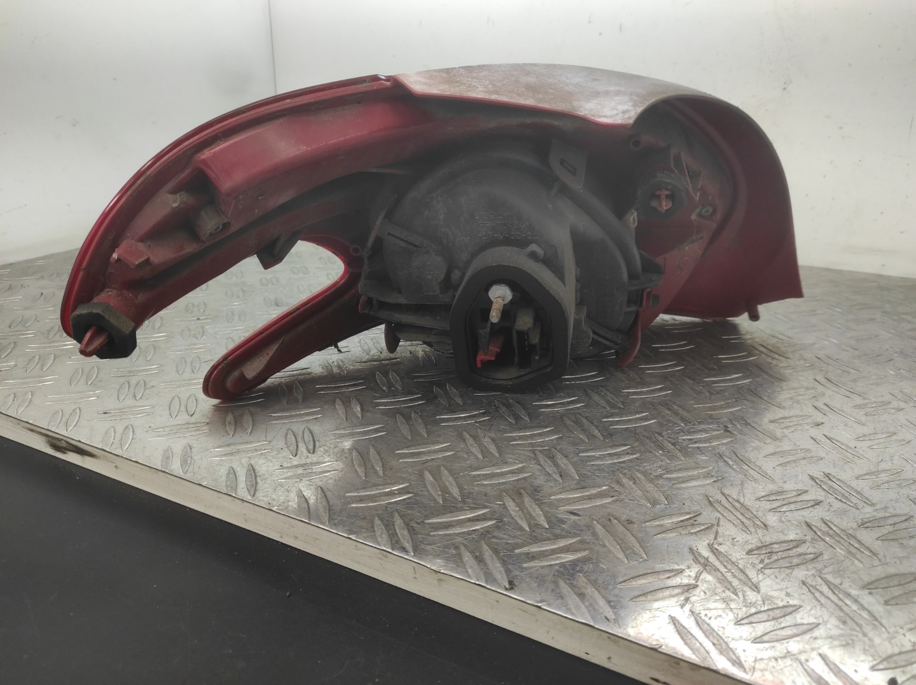 Feu arriere principal droit (feux) PEUGEOT 208 1 PHASE 1 – 9672628380