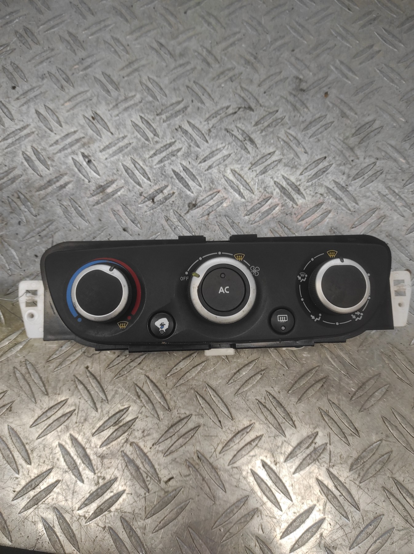 Commande chauffage RENAULT MEGANE 3 PHASE 1 – T1001786G