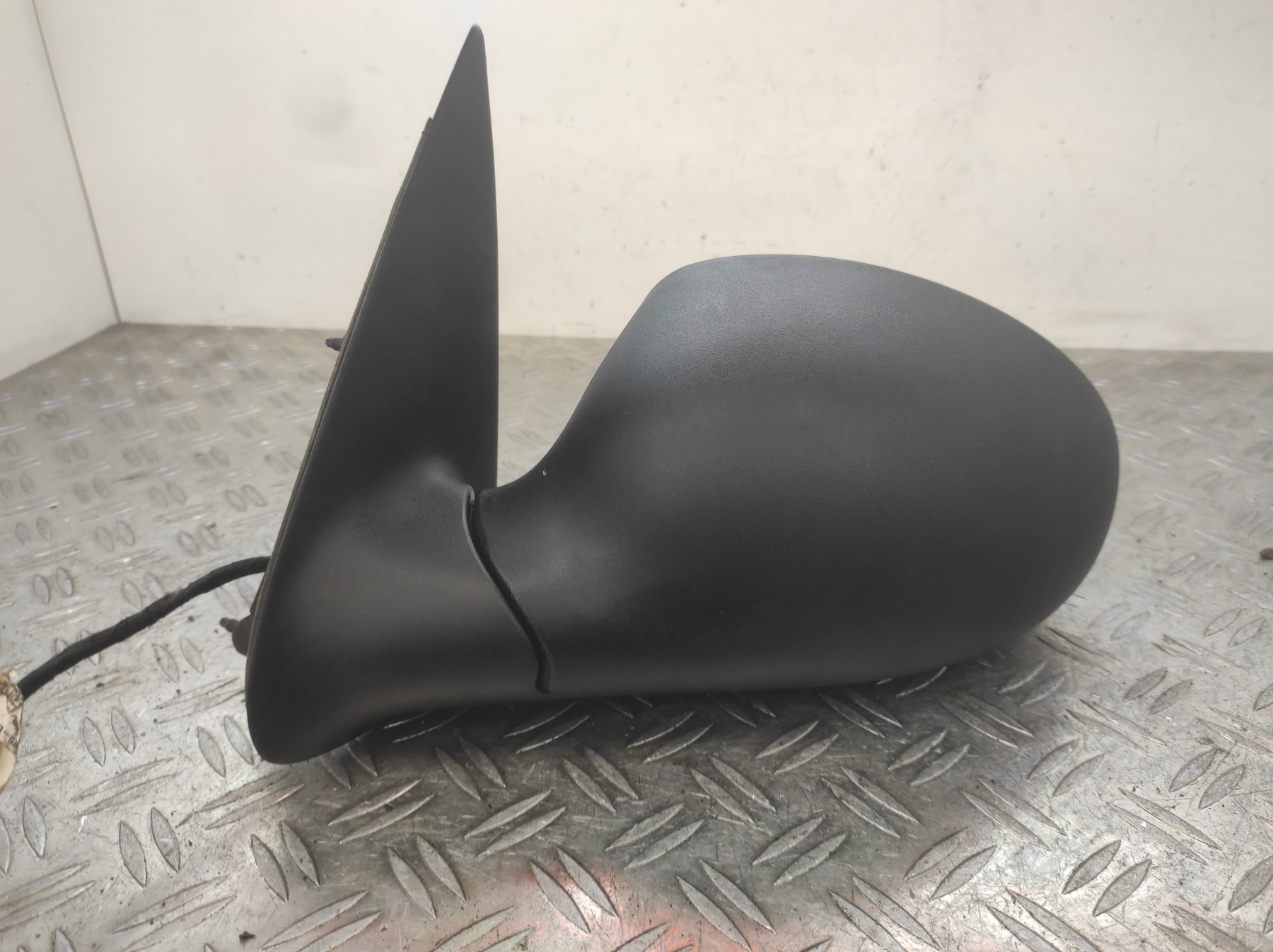 Retroviseur gauche CHRYSLER PT CRUISER PHASE 1 BREAK – 00K05067423AD