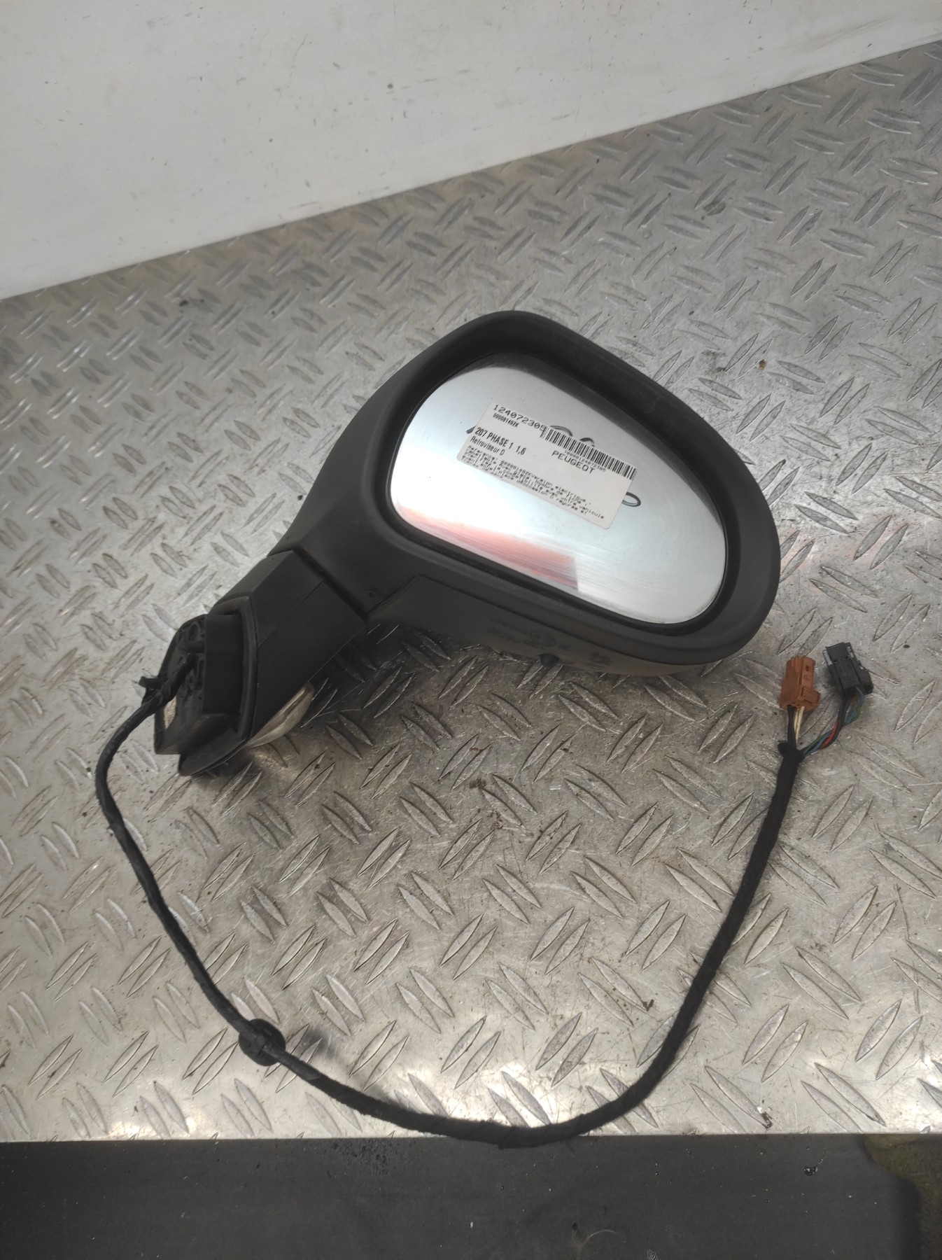 Retroviseur droit PEUGEOT 207 PHASE 1 – 00008149ZK