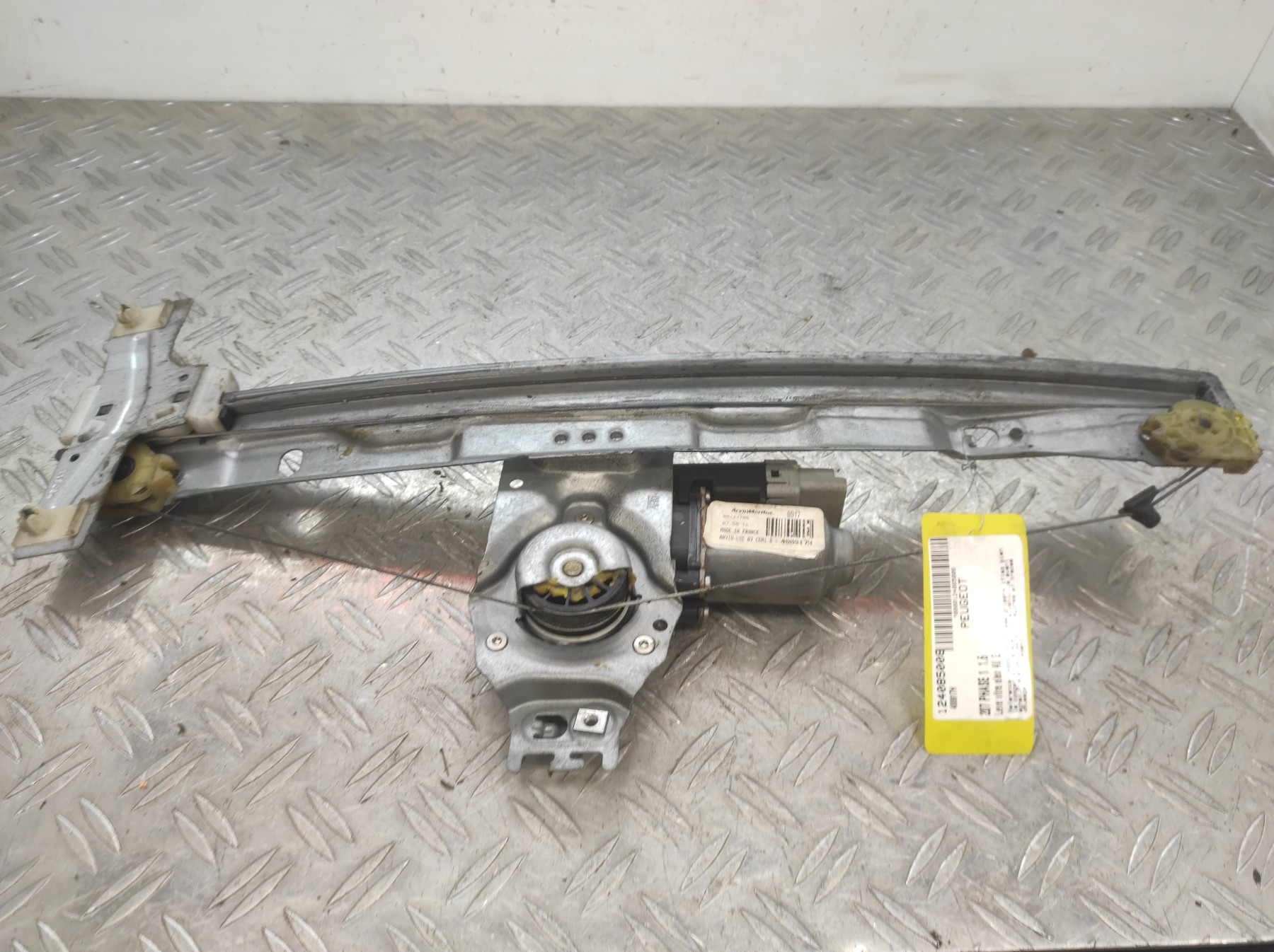 Leve vitre electrique avant gauche PEUGEOT 207 PHASE 1 – 400917H