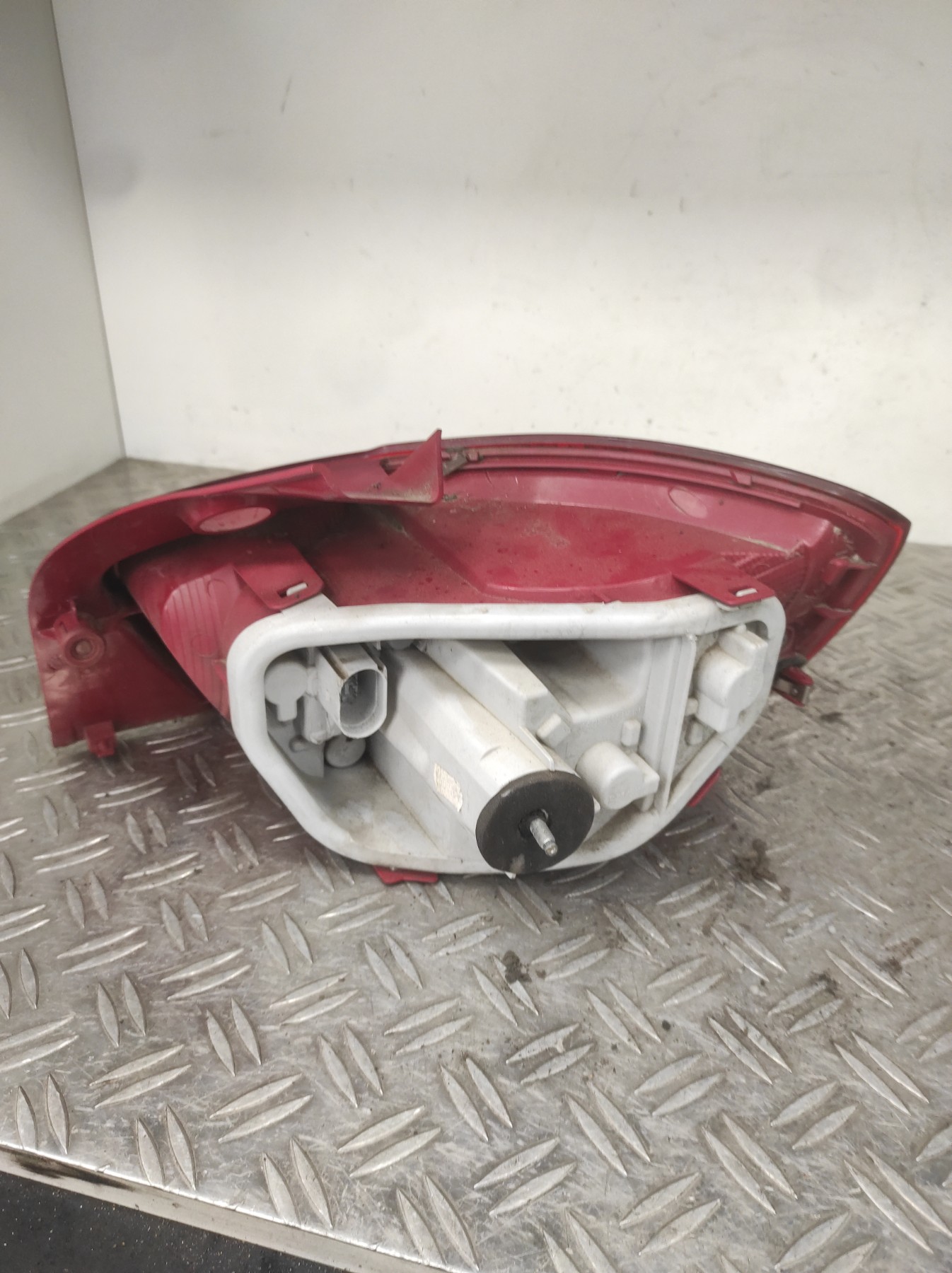 Feu arriere principal gauche (feux) SEAT IBIZA 4 PHASE 2 – 6J4945095