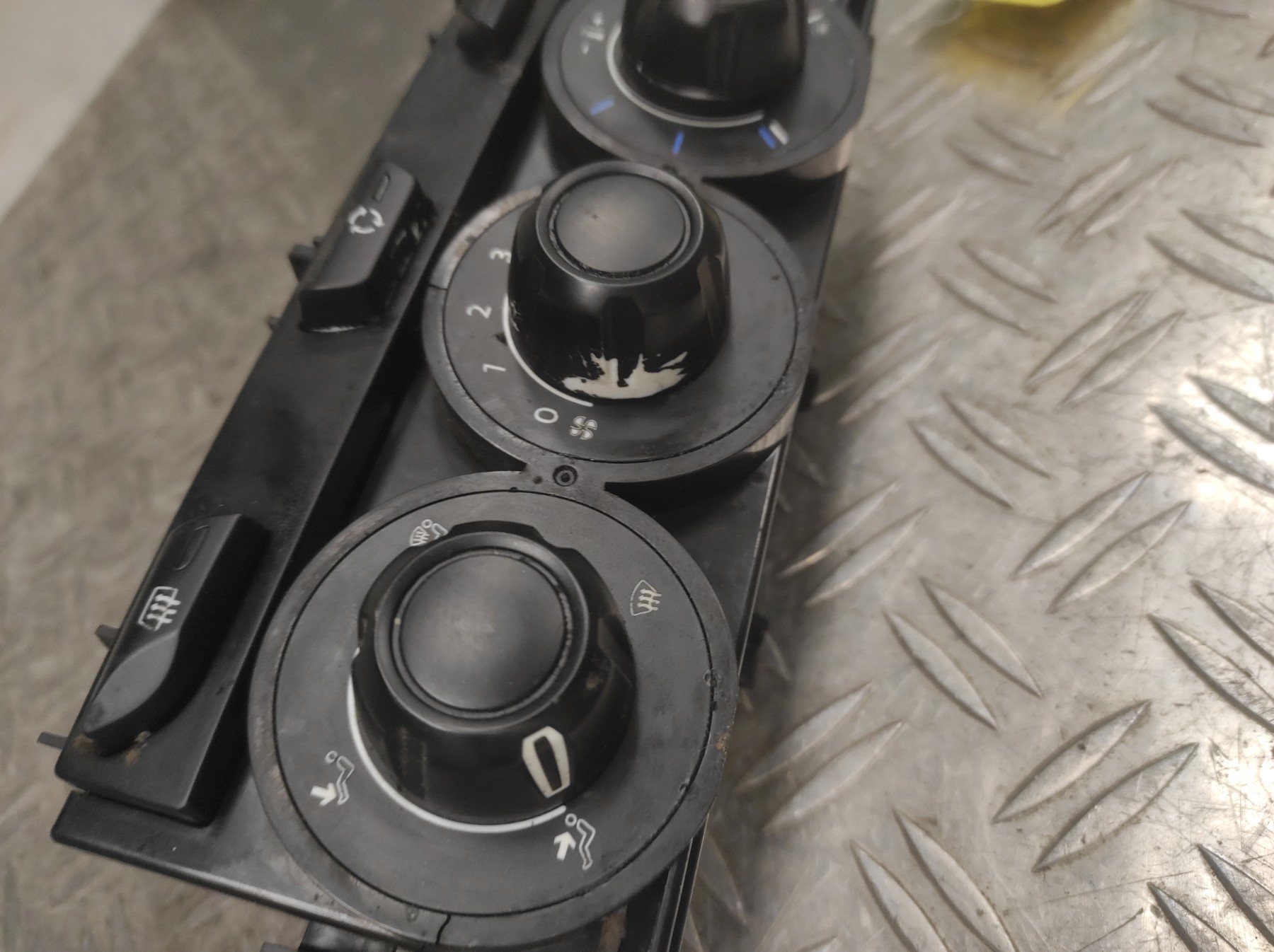 Commande chauffage CITROEN C3 2 PHASE 1 – XXX