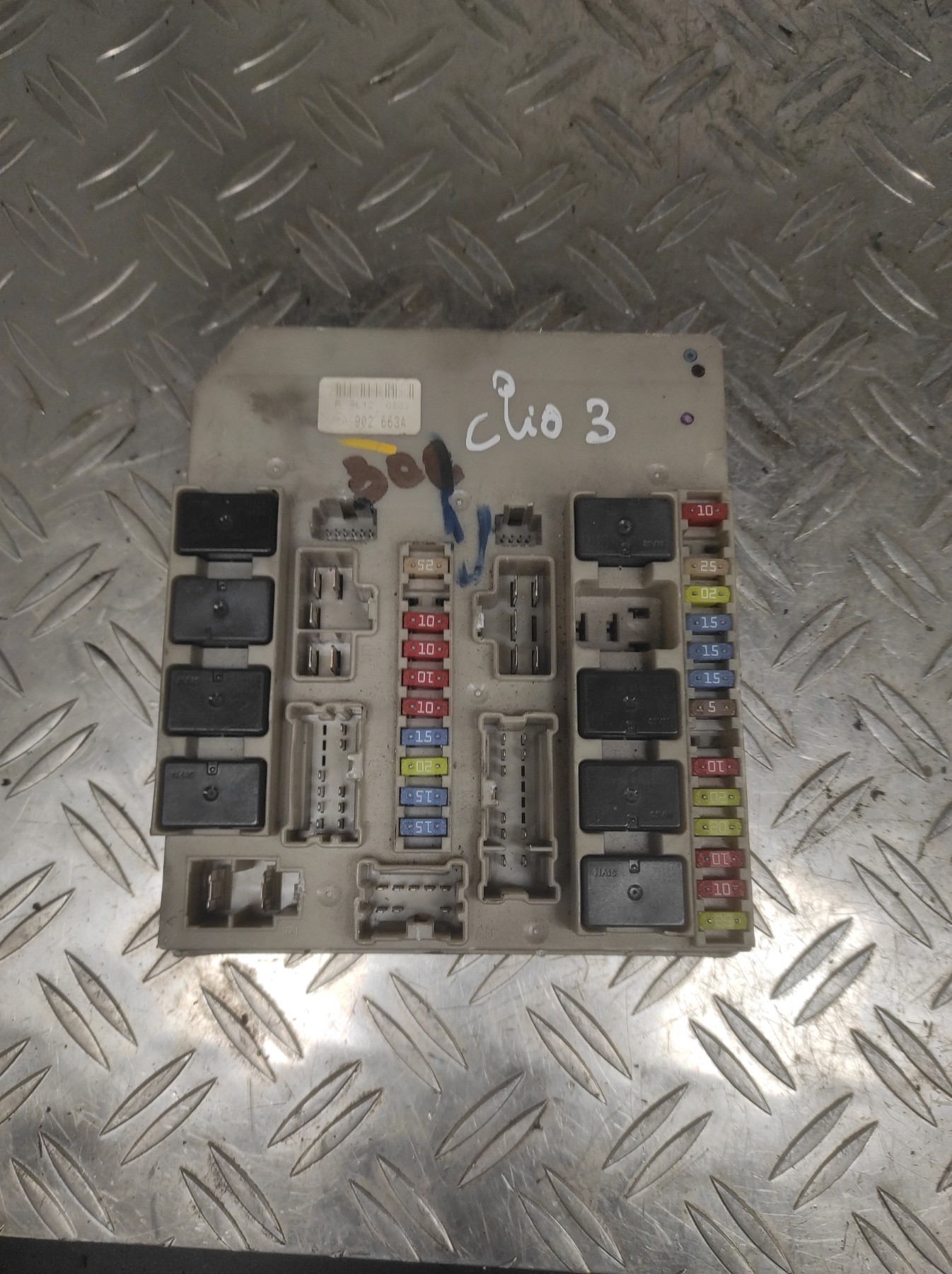 Boitier servitude moteur (BSM) RENAULT CLIO 3 PHASE 2 – 902663A