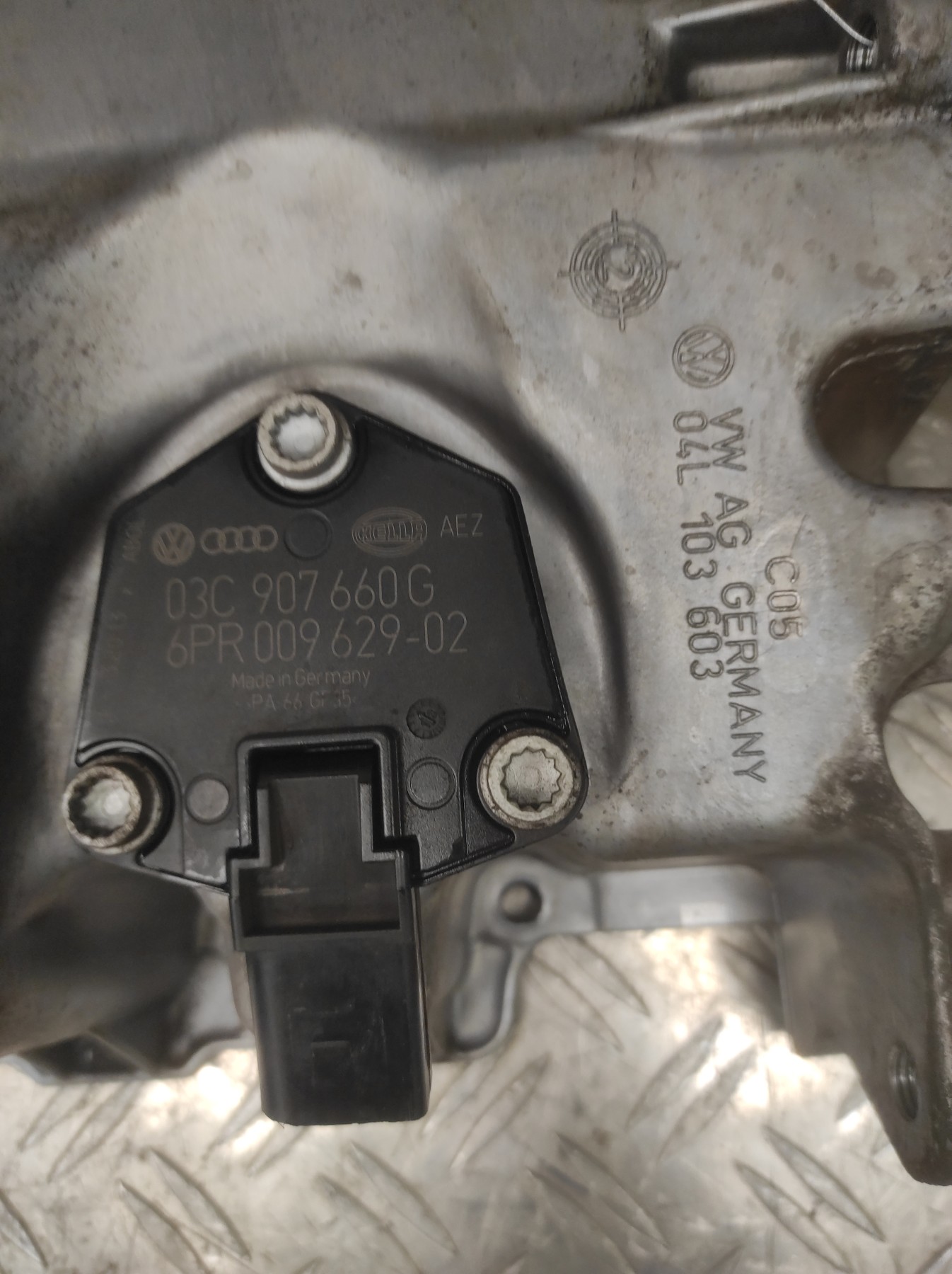 Carter huile VOLKSWAGEN GOLF 7 PHASE 1 – 04L103603