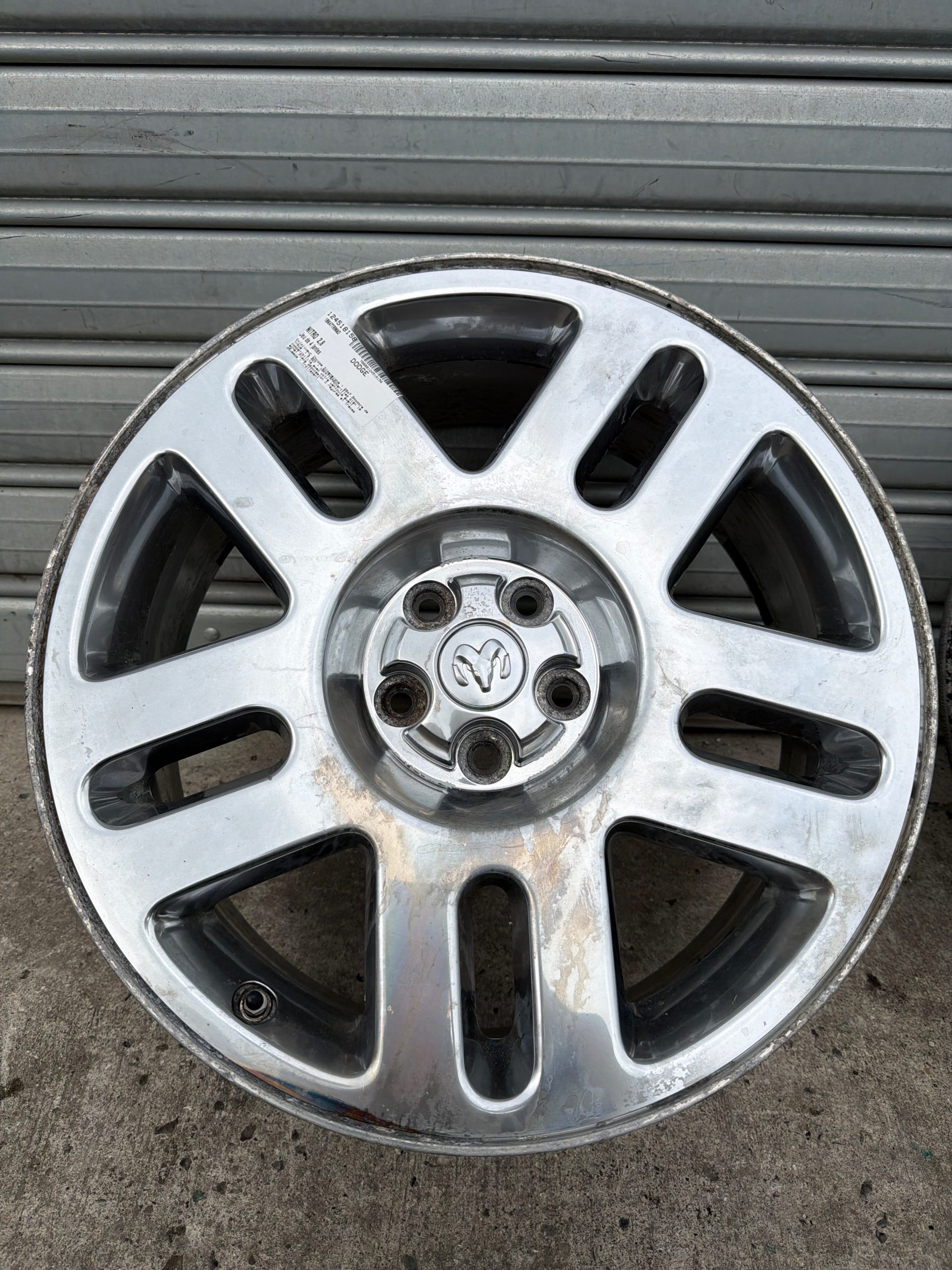 Jeu de 4 jantes DODGE NITRO – 1BK47TRMAD