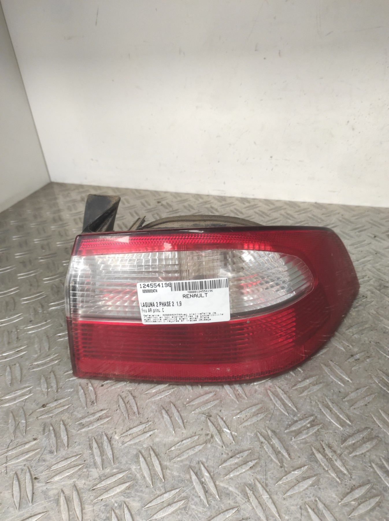 Feu arriere principal droit (feux) RENAULT LAGUNA 2 PHASE 2 – 8200002474