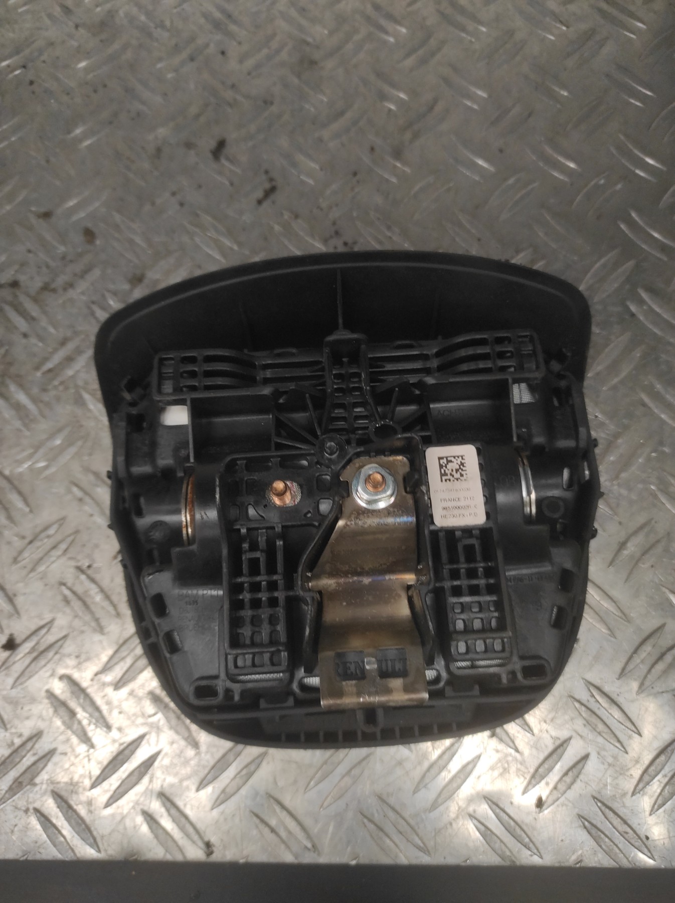 Air bag conducteur RENAULT LAGUNA 3 PHASE 1 – 985100002R