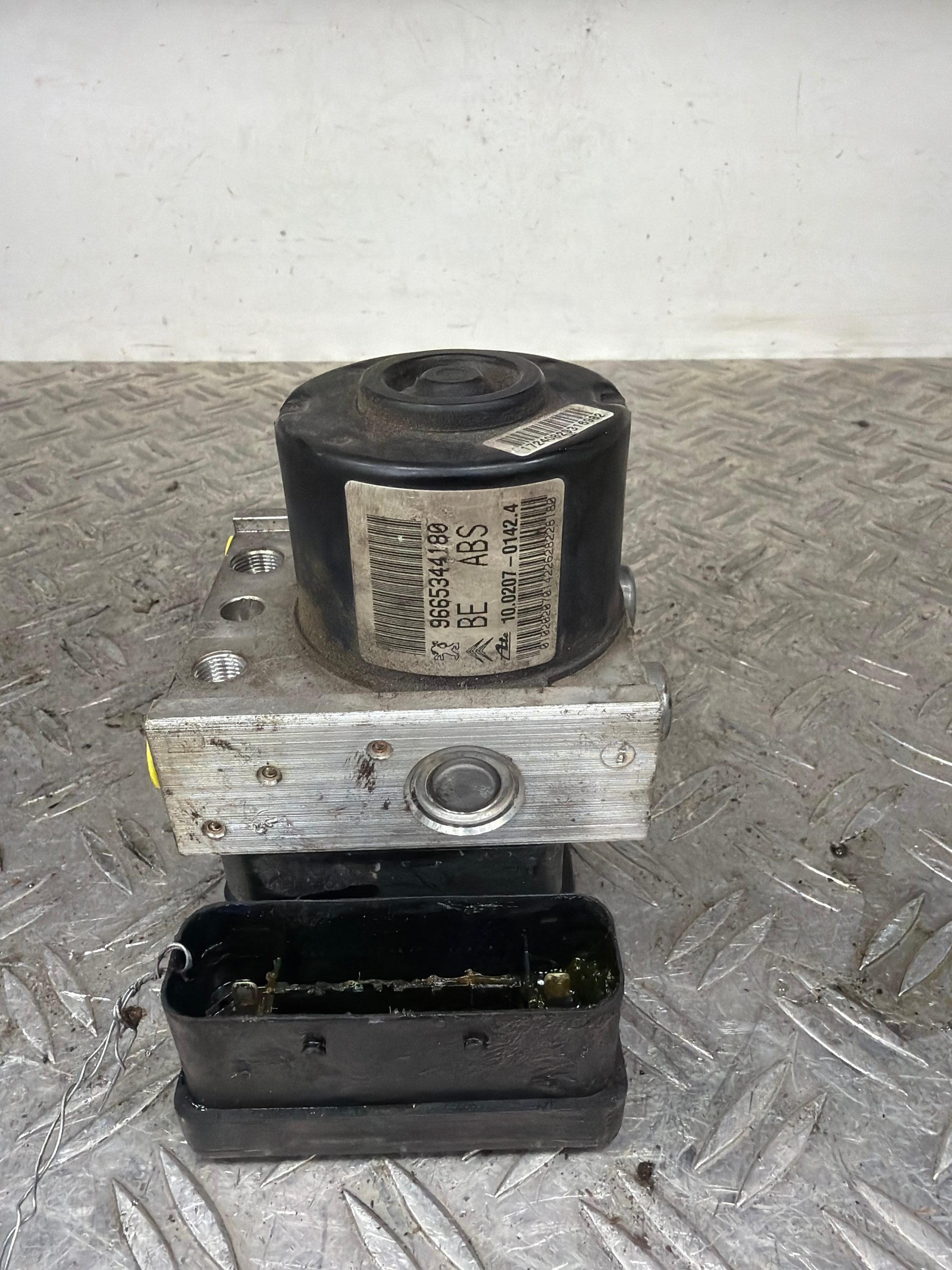 Bloc ABS (freins anti-blocage) PEUGEOT 207 PHASE 1 BREAK – 9665344180