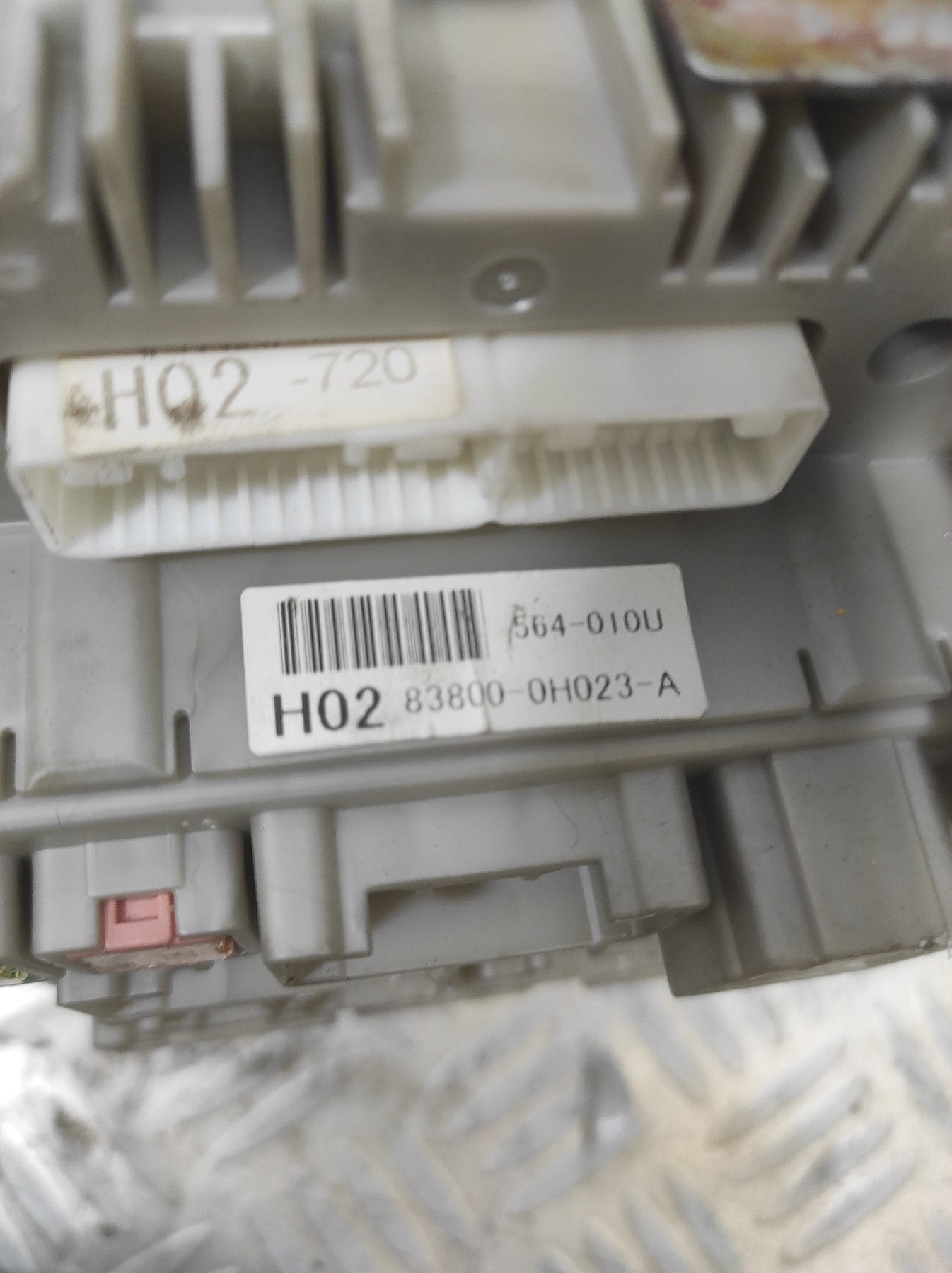 Compteur TOYOTA AYGO 1 PHASE 1 – 838000H023