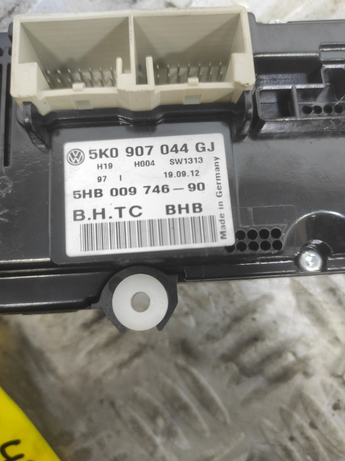 Commande chauffage VOLKSWAGEN TIGUAN 1 PHASE 2 – 5K0907044GJ