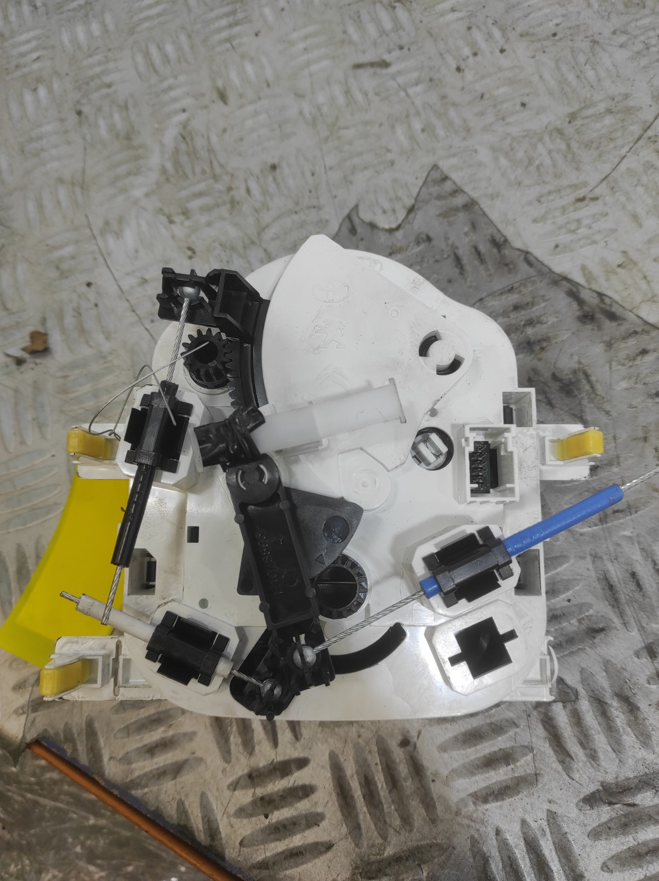 Commande chauffage TOYOTA AYGO 2 PHASE 1 – XXXXX