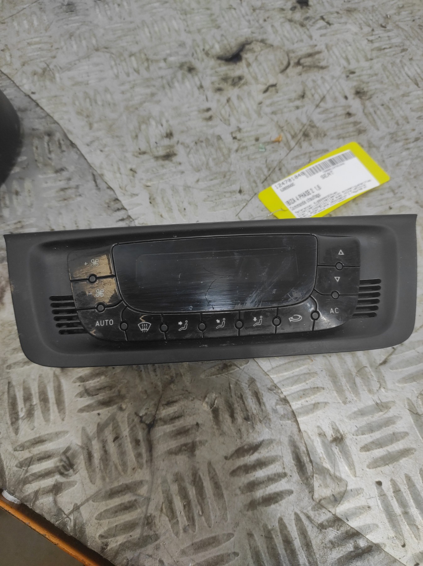 Commande chauffage SEAT IBIZA 4 PHASE 2 – 6J0820043C
