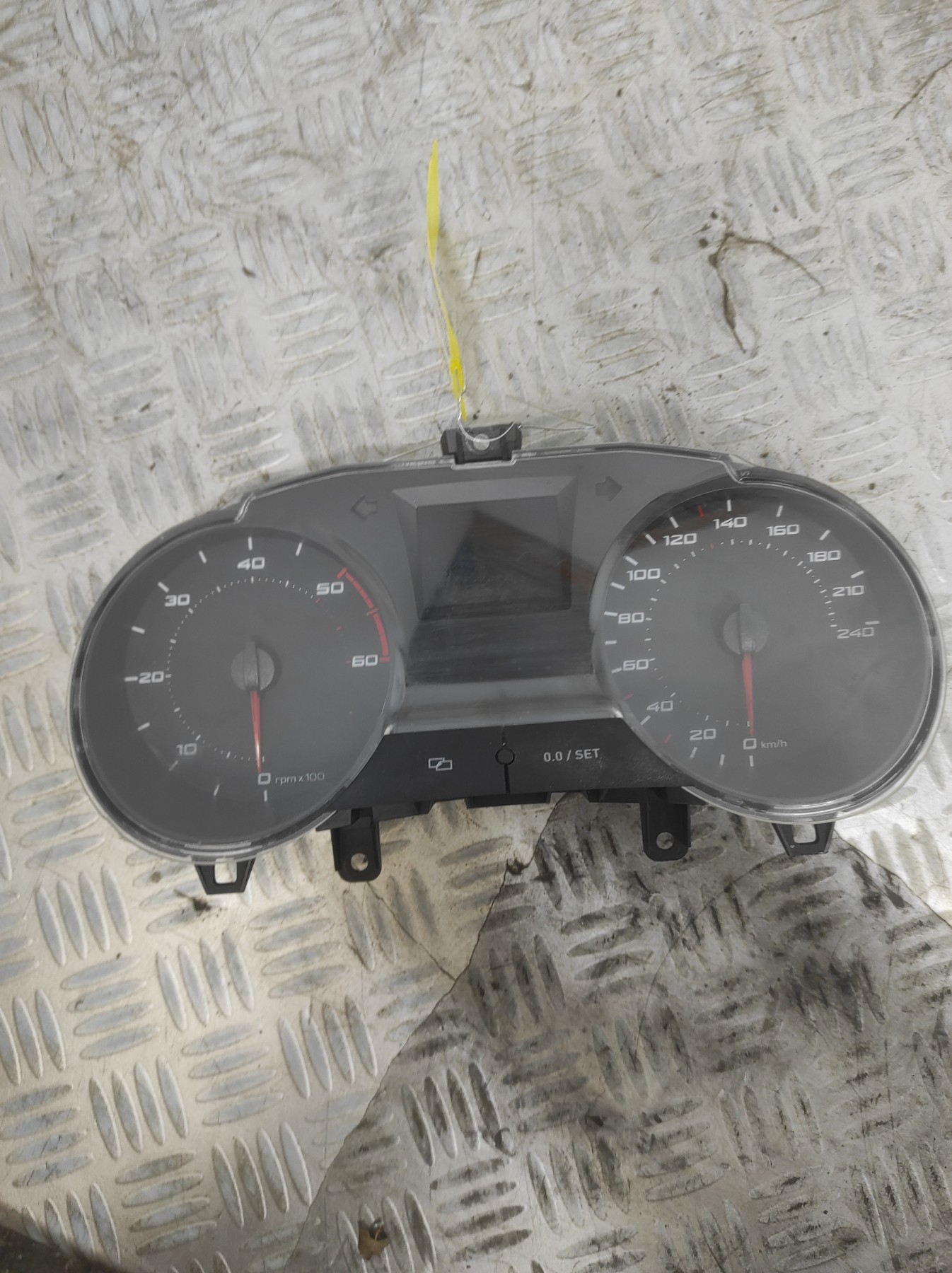 Compteur SEAT IBIZA 4 PHASE 2 – 6J0920803H