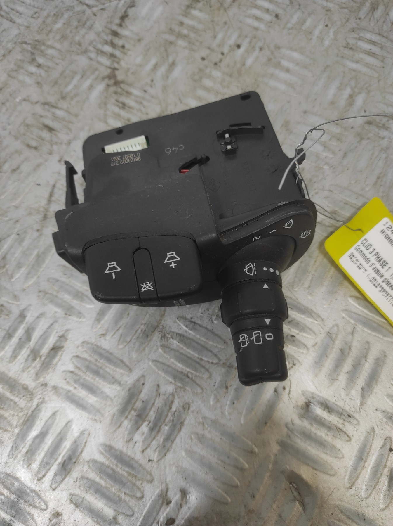 Commodo d’essuie glaces RENAULT CLIO 3 PHASE 1 – 88103009277