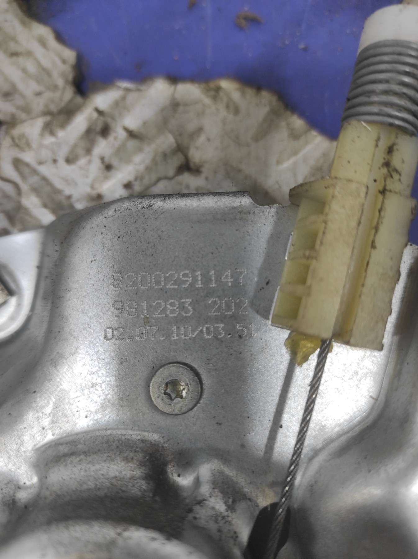 Leve vitre electrique avant droit RENAULT CLIO 3 PHASE 2 – 8200291147
