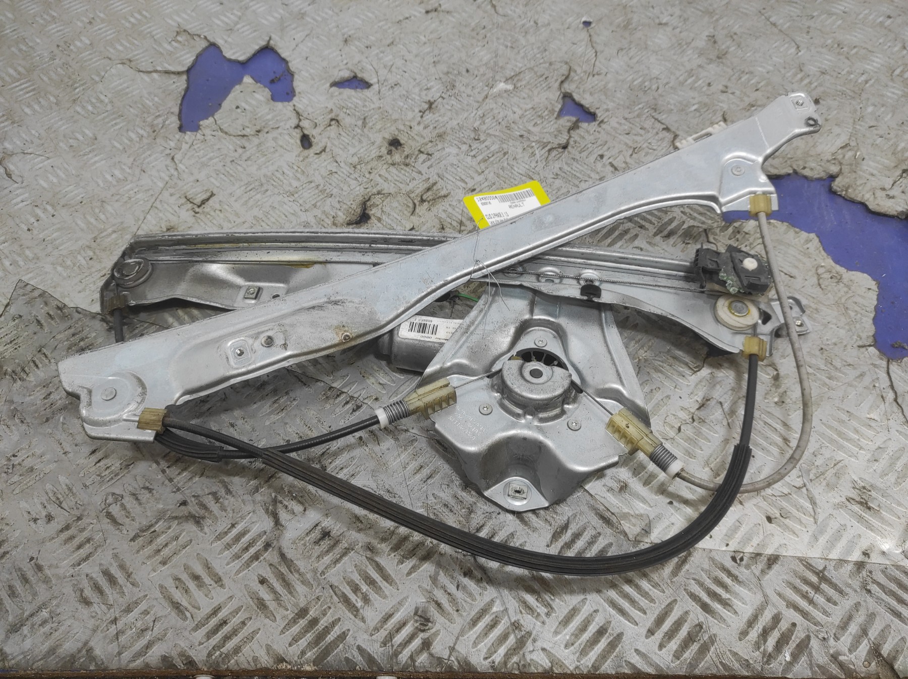 Leve vitre electrique avant gauche RENAULT CLIO 3 PHASE 2 – 8200291145