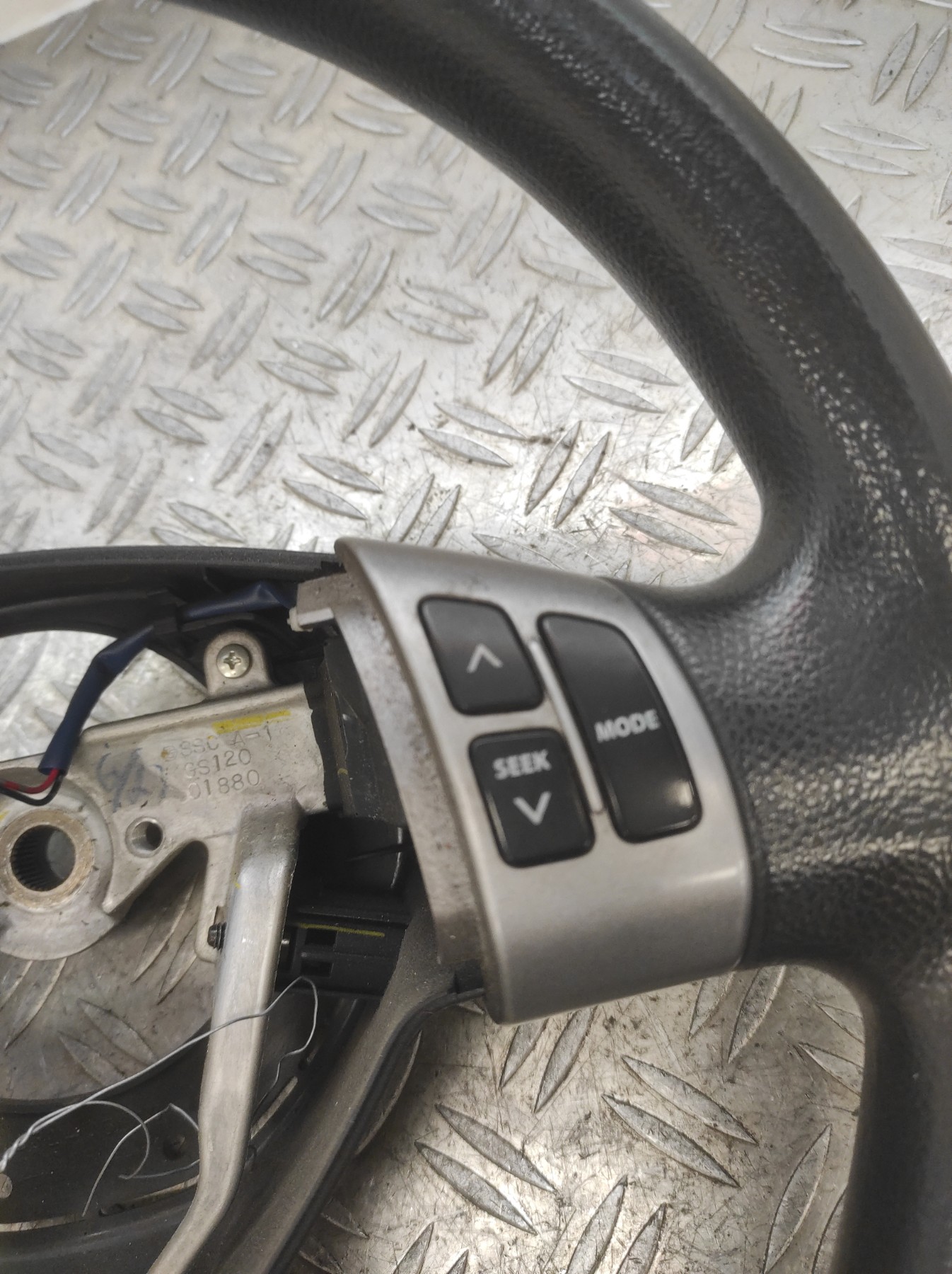 Volant SUZUKI SWIFT 3 – GS13105610