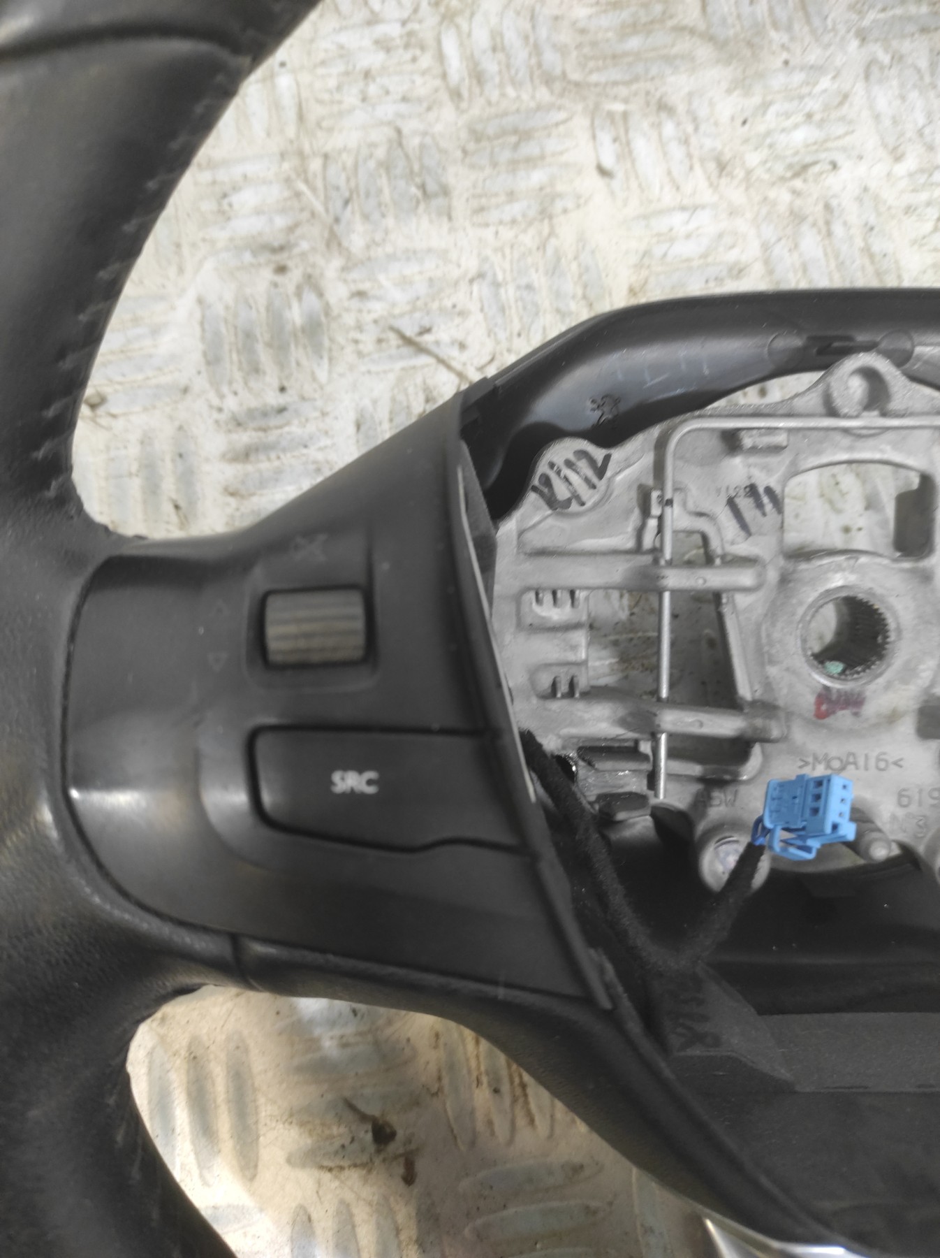 Volant PEUGEOT 208 1 PHASE 1 – 6191373