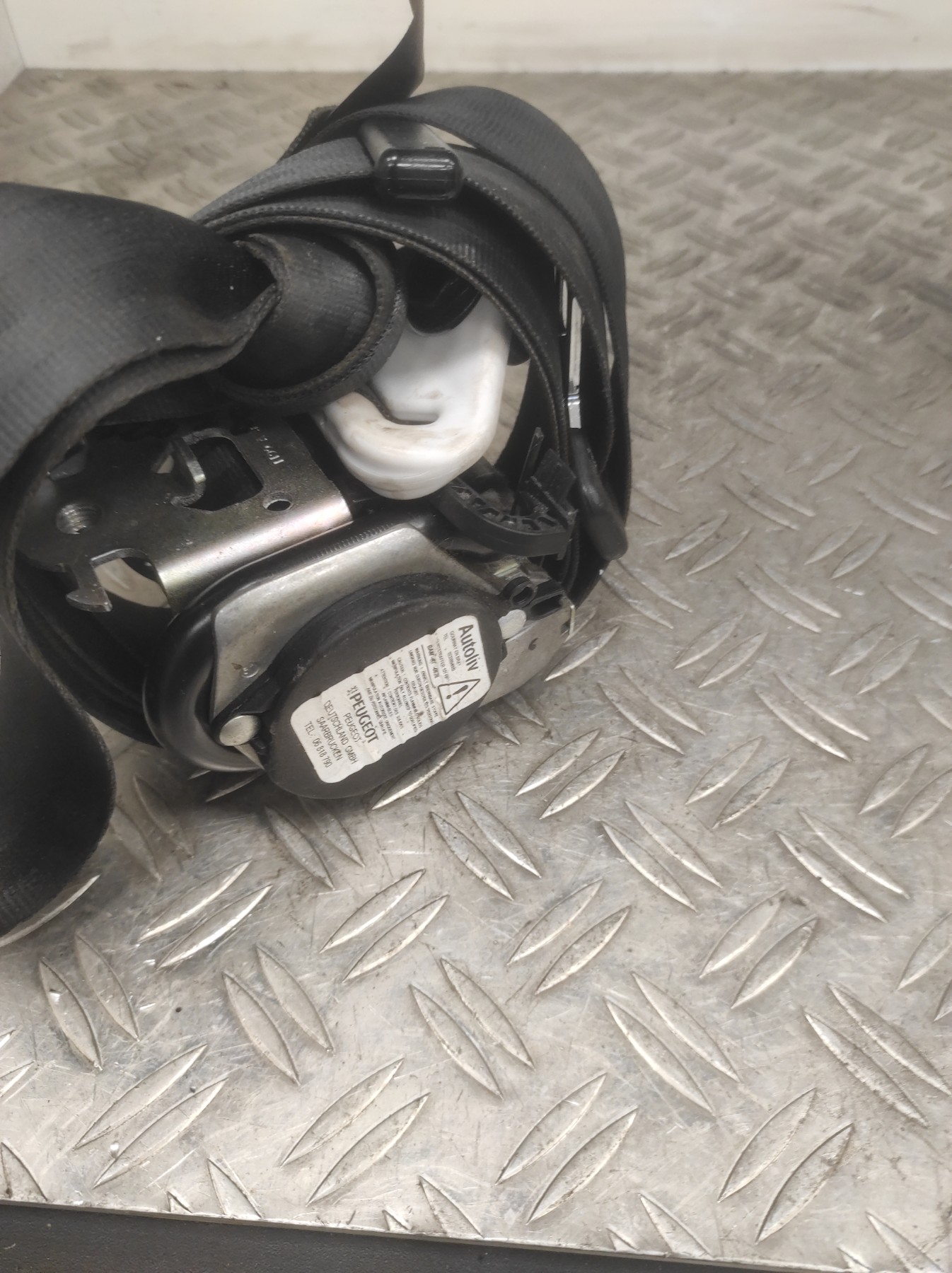 Ceinture avant gauche PEUGEOT 208 1 PHASE 1 – 98030003XX