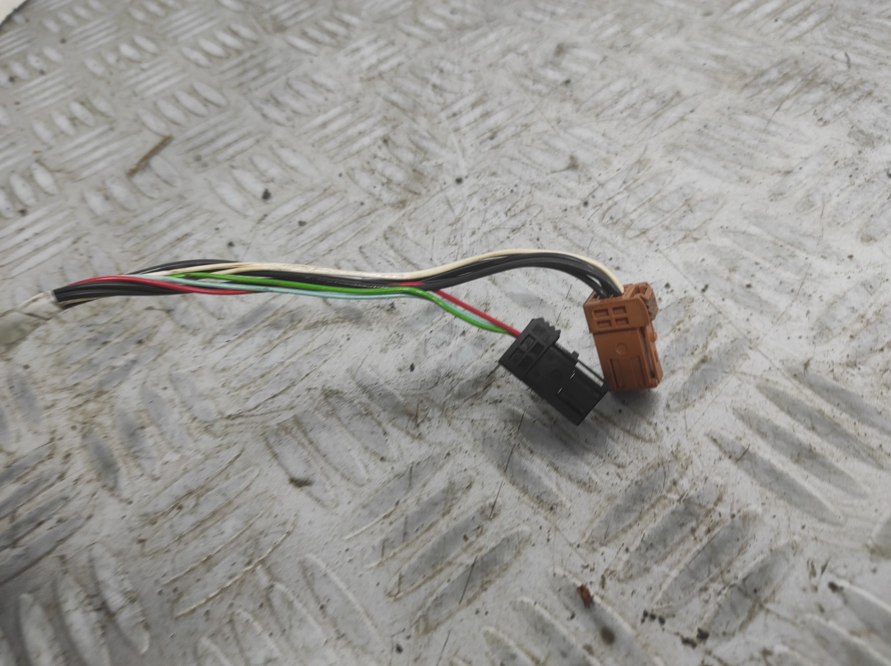 Retroviseur droit PEUGEOT 208 1 PHASE 1 – 232673078