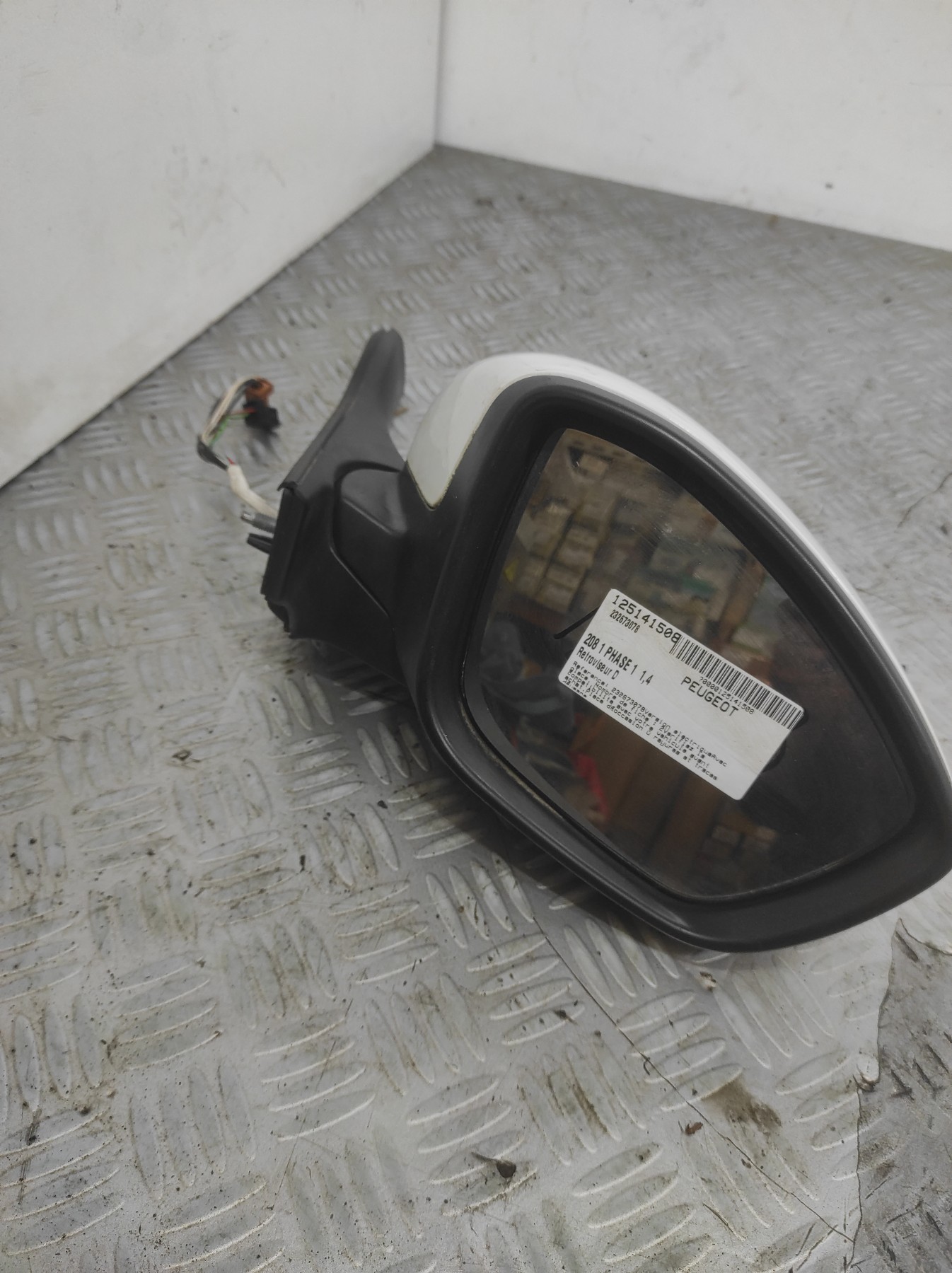 Retroviseur droit PEUGEOT 208 1 PHASE 1 – 232673078