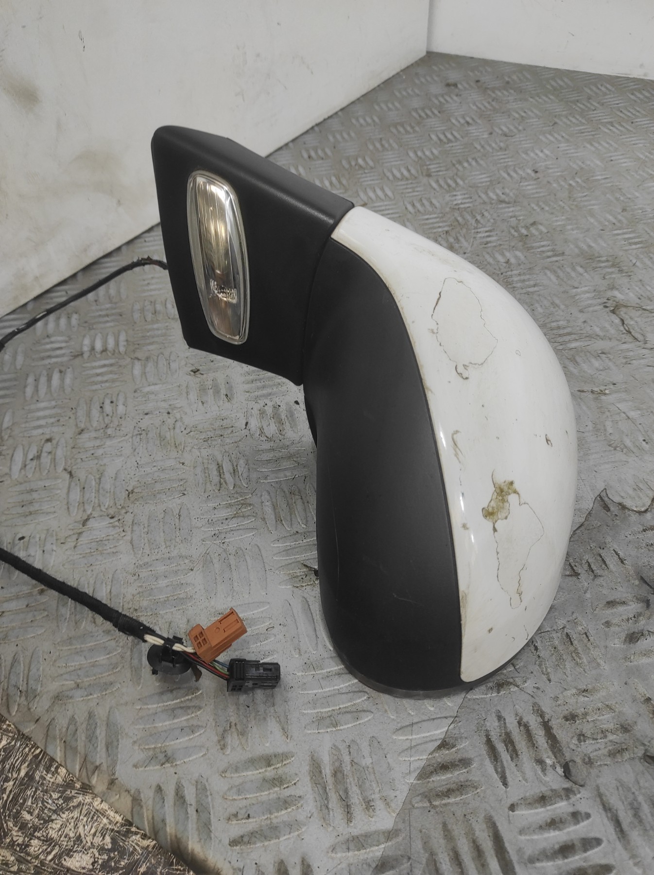 Retroviseur gauche PEUGEOT 207 PHASE 2 – 96806498XT