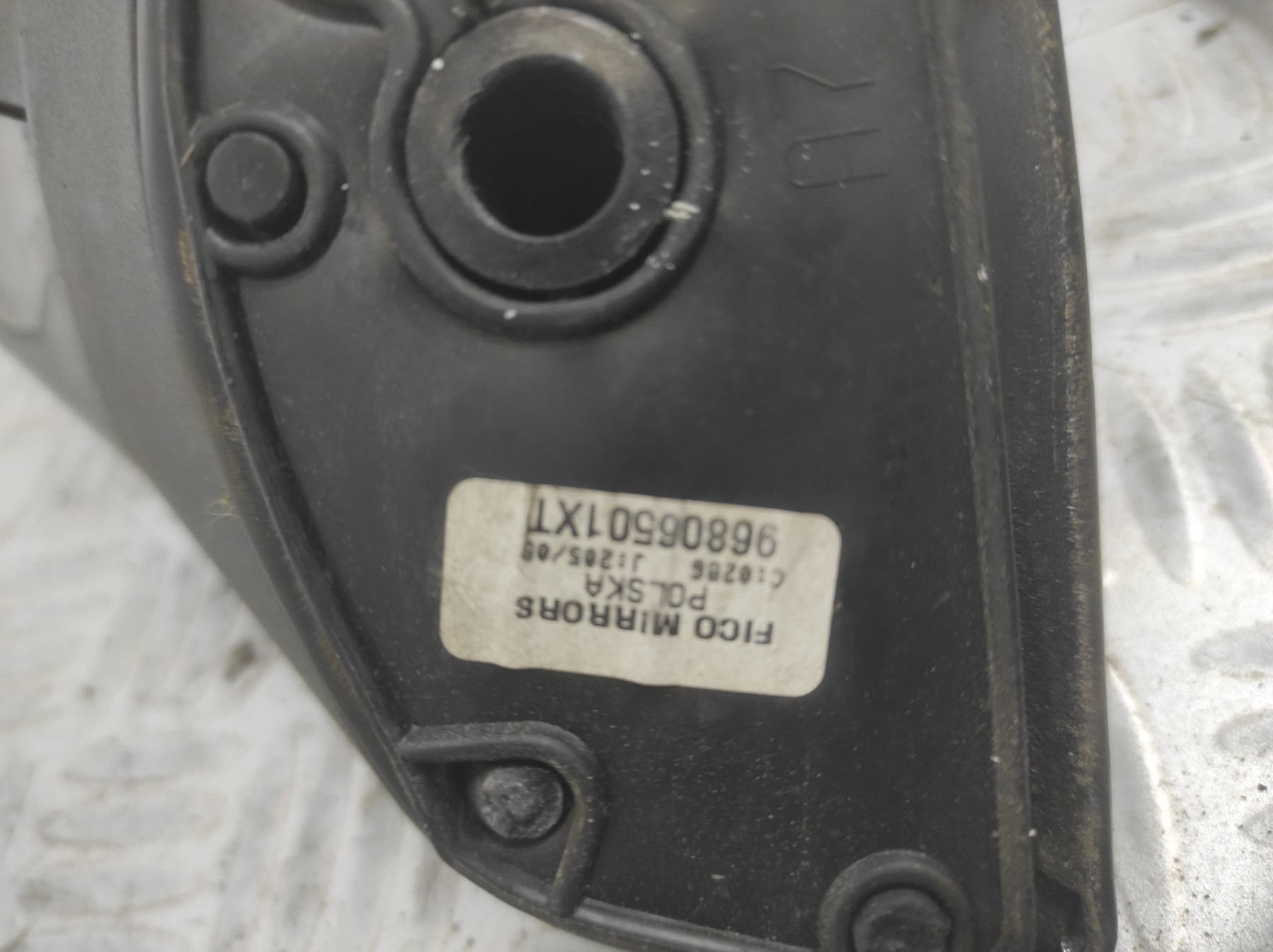 Retroviseur droit PEUGEOT 207 PHASE 2 – 96806501XT