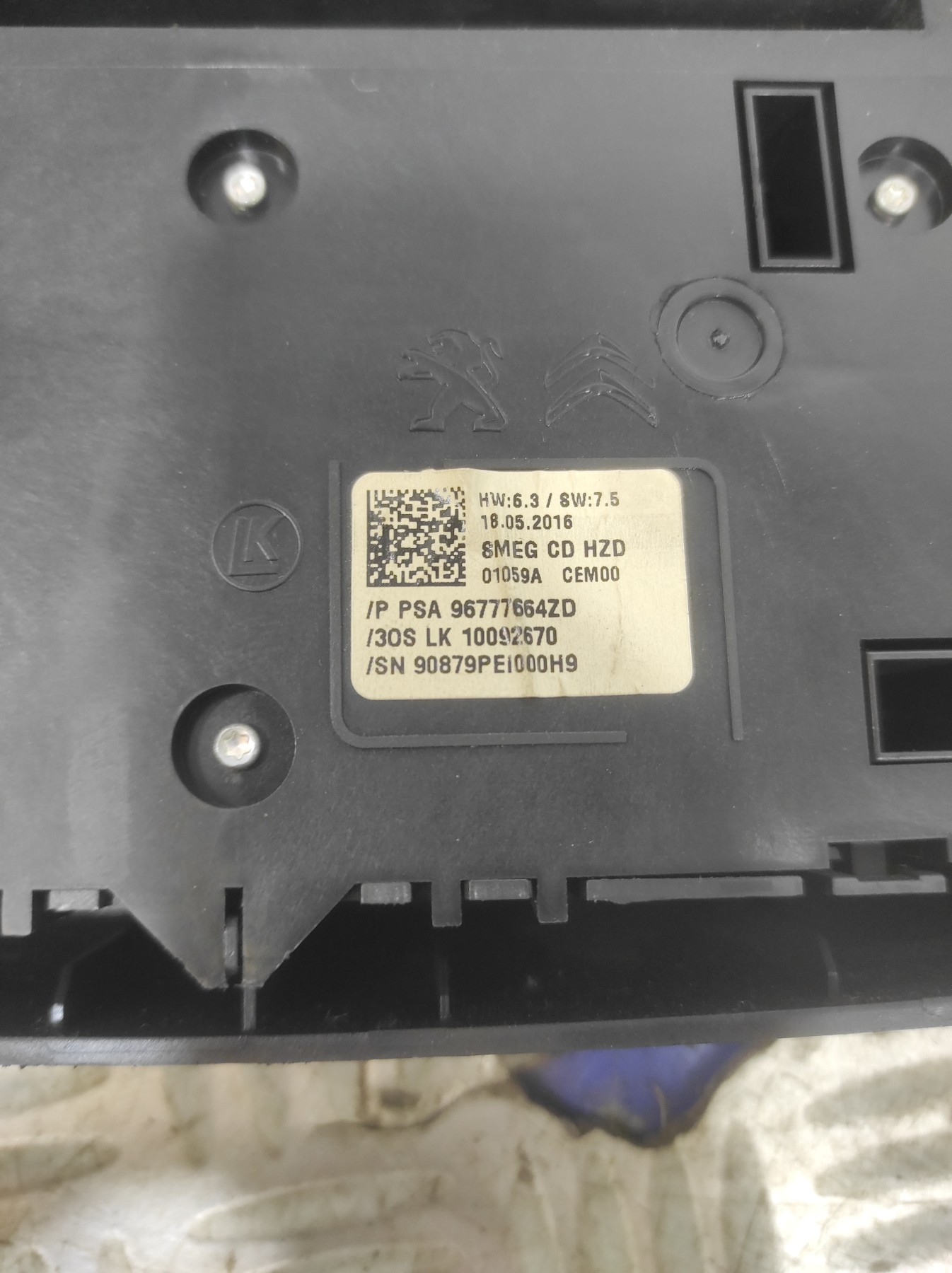 Commande autoradio PEUGEOT 308 2 SW PHASE 1 BREAK – 96777664ZD