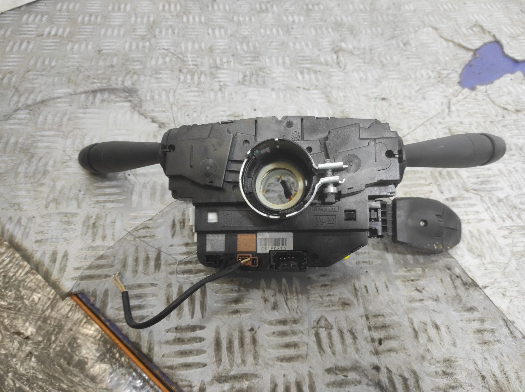 Com (Bloc Contacteur Tournant+Commodo Essuie Glace+Commodo Phare) PEUGEOT 308 2 SW PHASE 1 BREAK – E10677120
