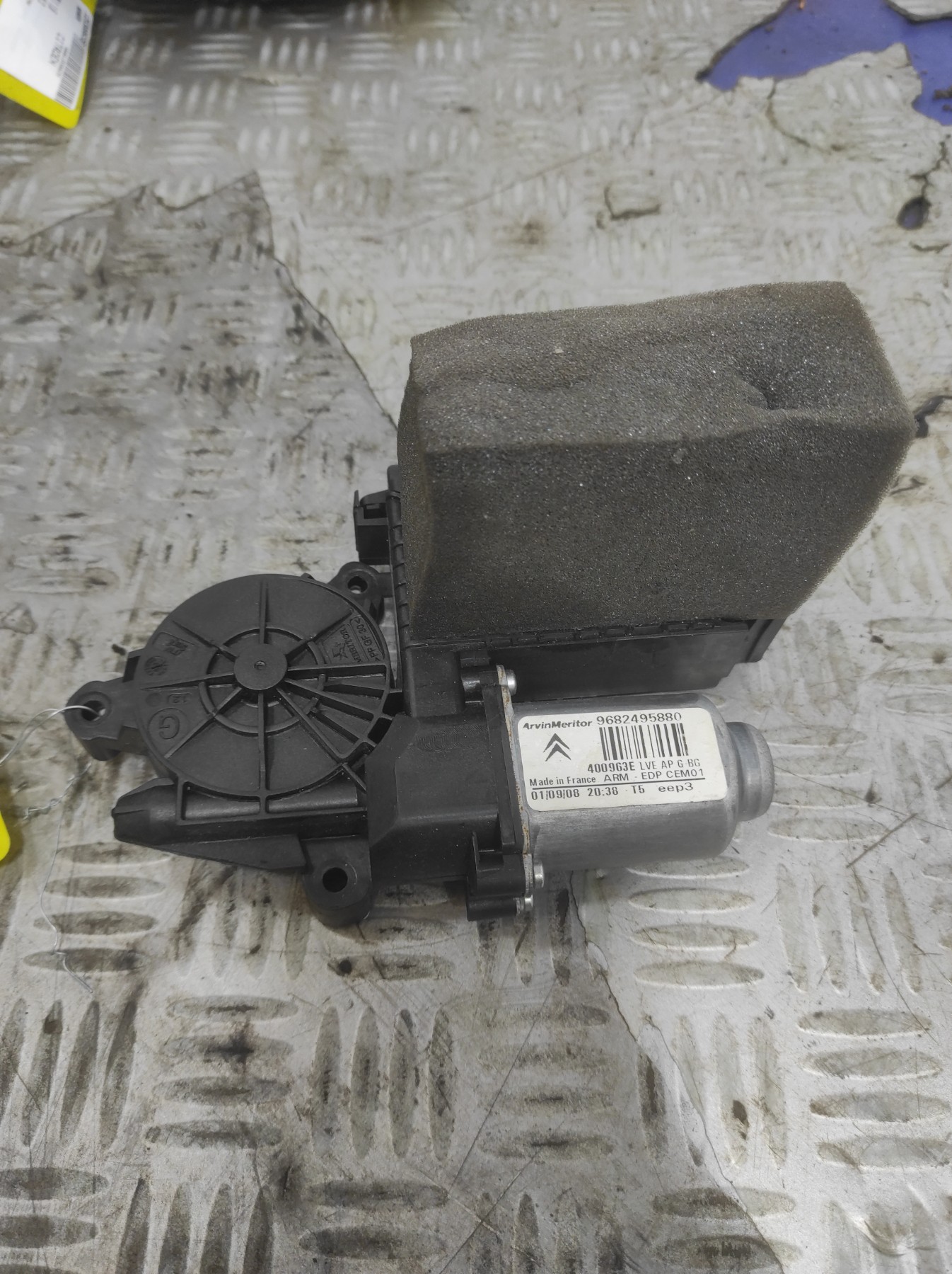 Moteur leve vitre avant gauche CITROEN C4 PICASSO 1 – 9682495880