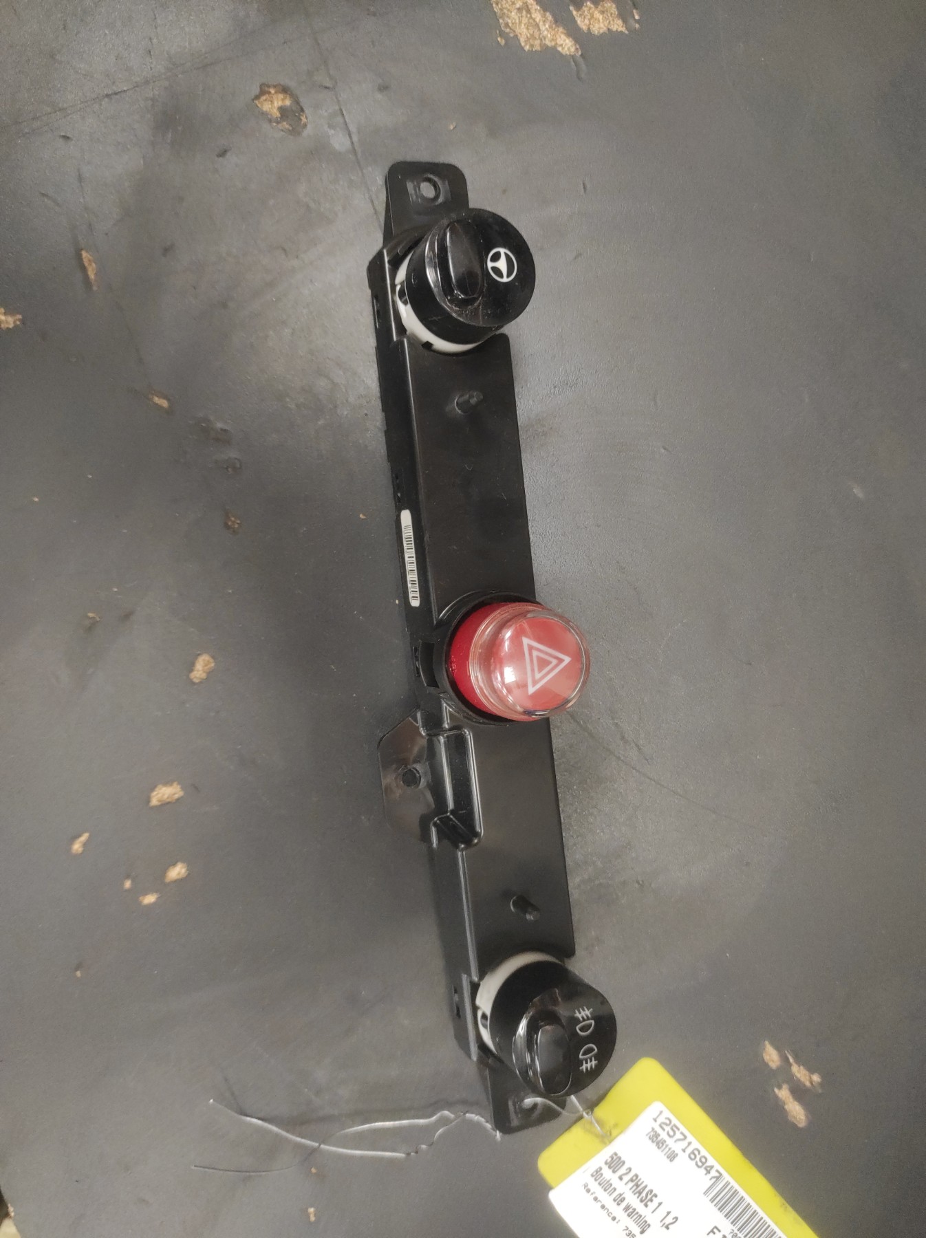 Bouton de warning FIAT 500 2 PHASE 1 – 735451108