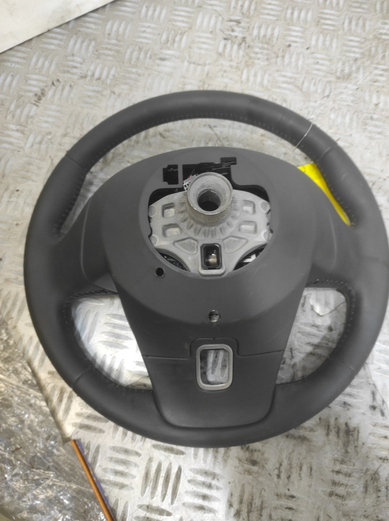 Volant RENAULT LAGUNA 3 PHASE 1 – XXXXX
