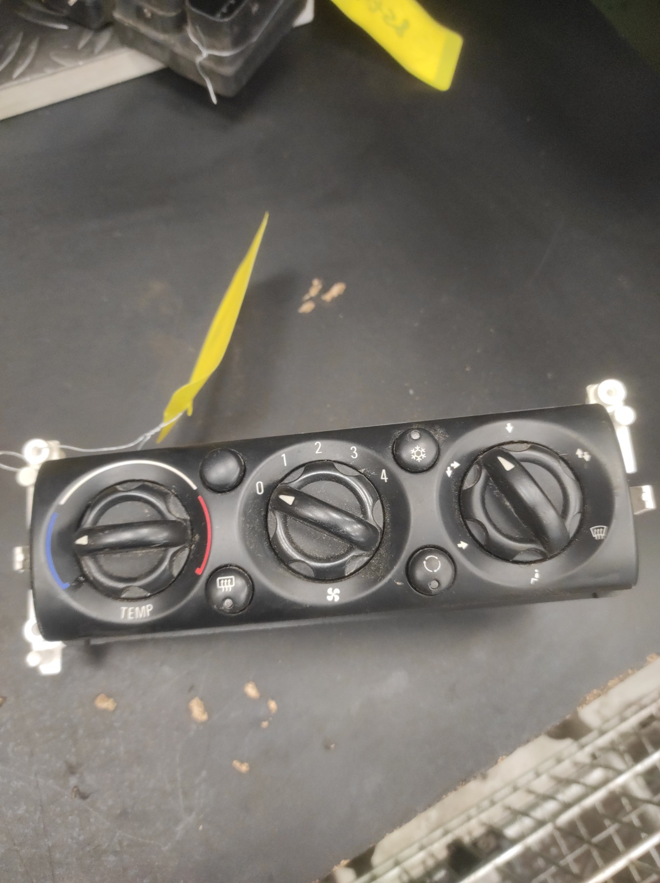 Commande chauffage MINI MINI 1 R50/R53 PHASE 1 – 69432203
