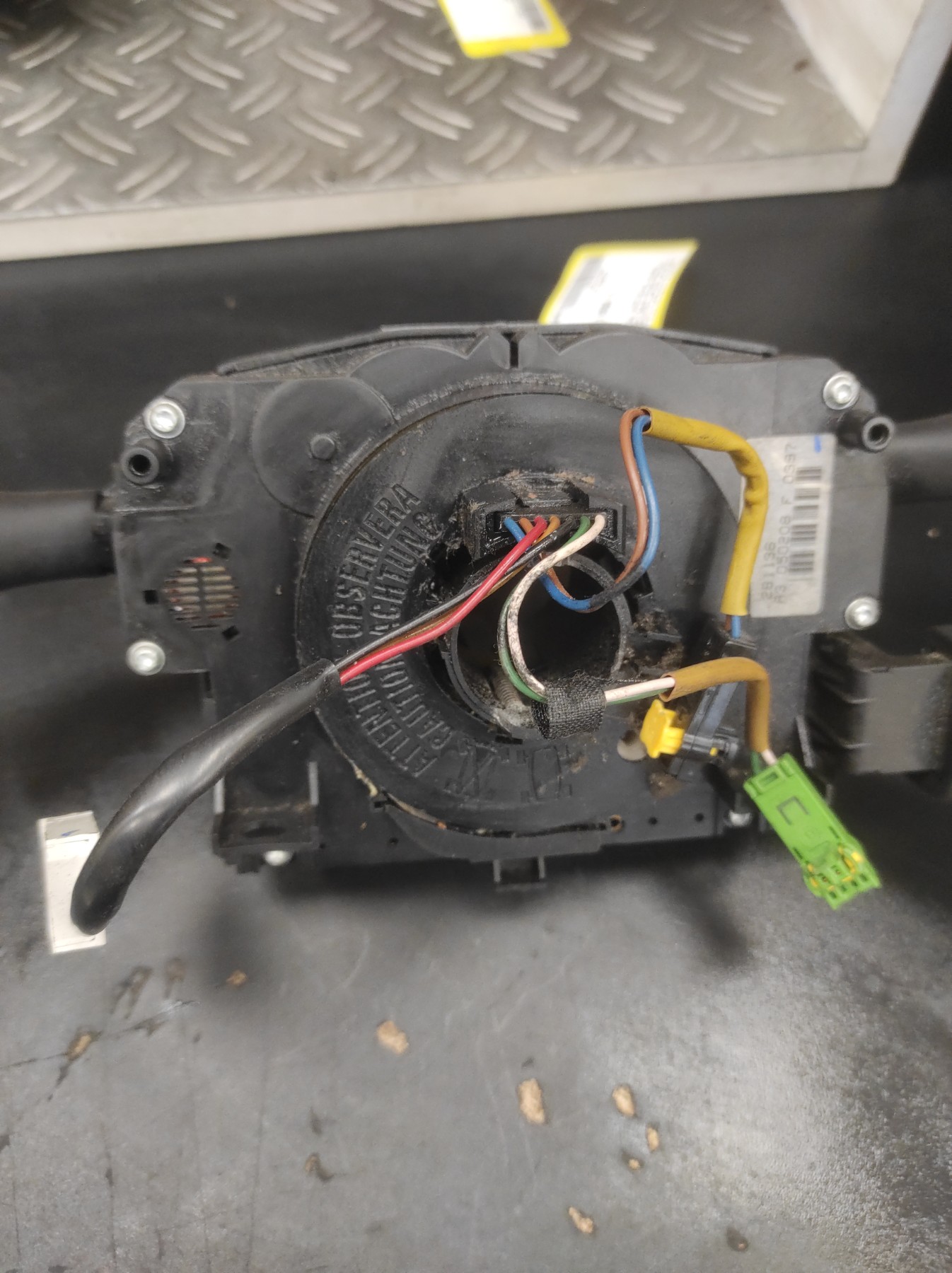 Com (Bloc Contacteur Tournant+Commodo Essuie Glace+Commodo Phare) PEUGEOT 207 PHASE 1 BREAK – 96630718XT