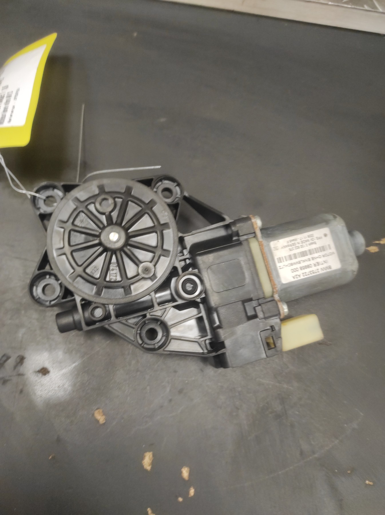 Moteur leve vitre avant droit MINI MINI 2 R56 PHASE 1 – 2753722