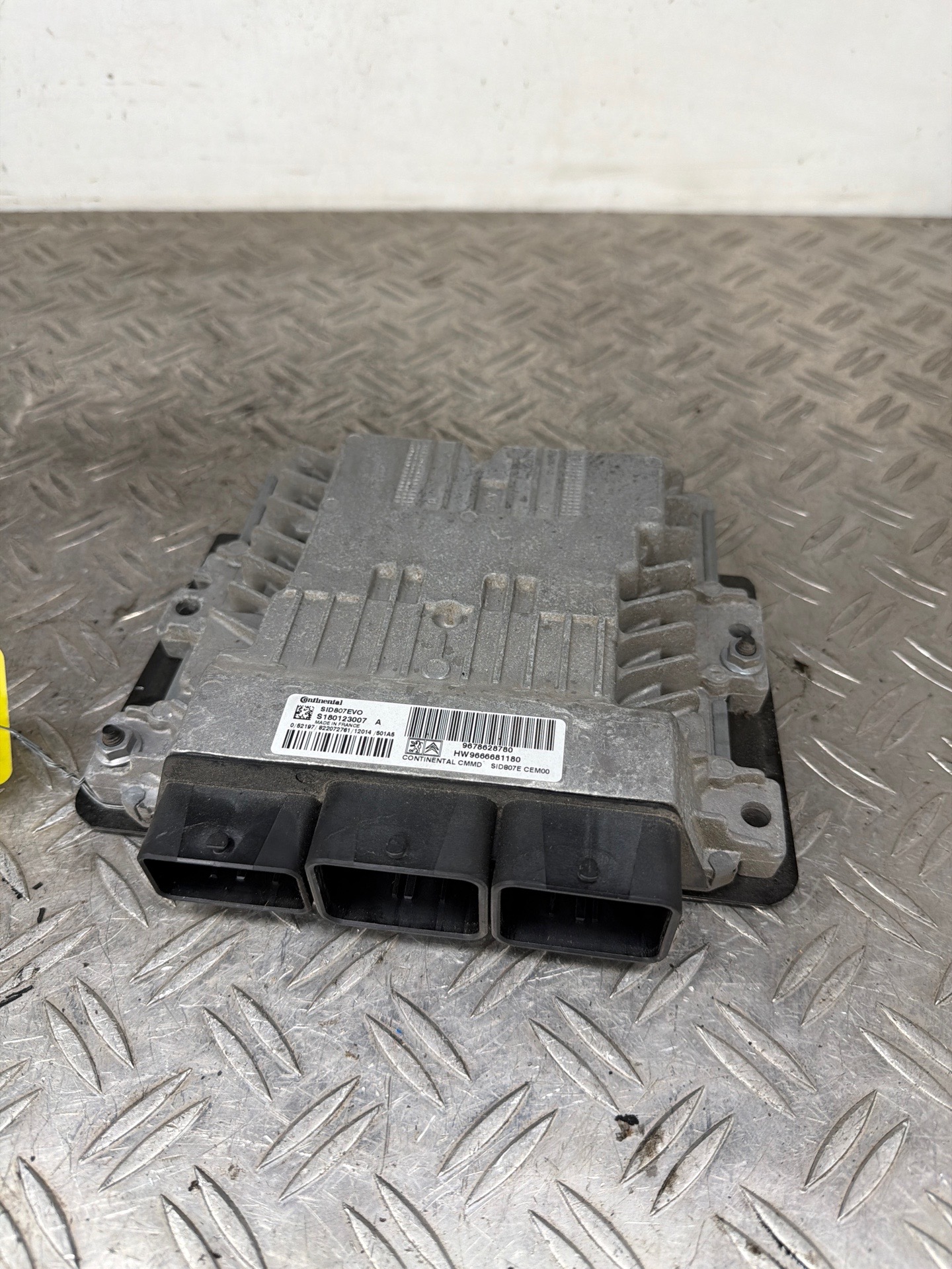 Calculateur CITROEN C4 2 PHASE 1 – 9678628780