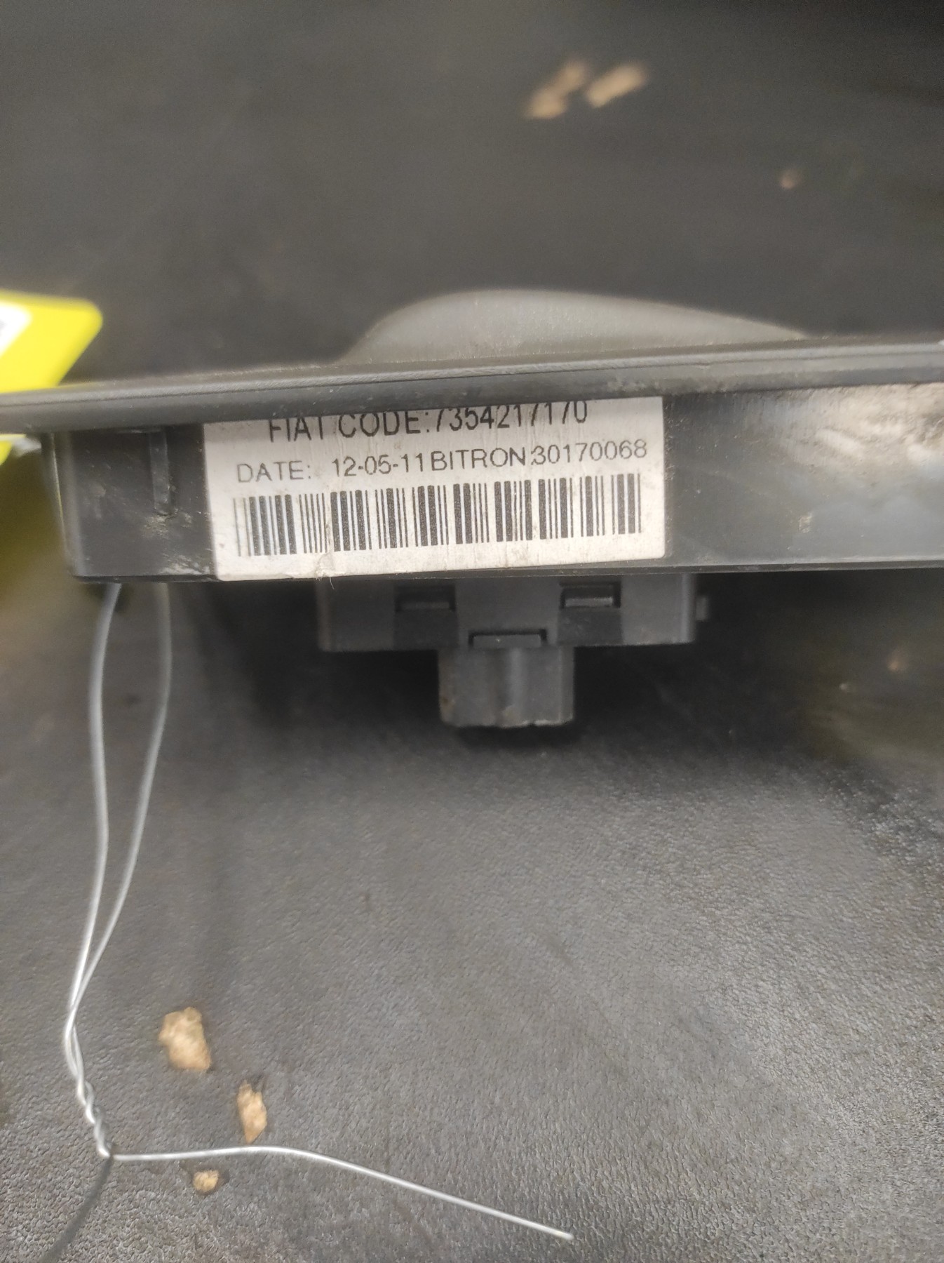 Interrupteur de leve vitre avant droit PEUGEOT BOXER 3 PHASE 1 – 7354217170