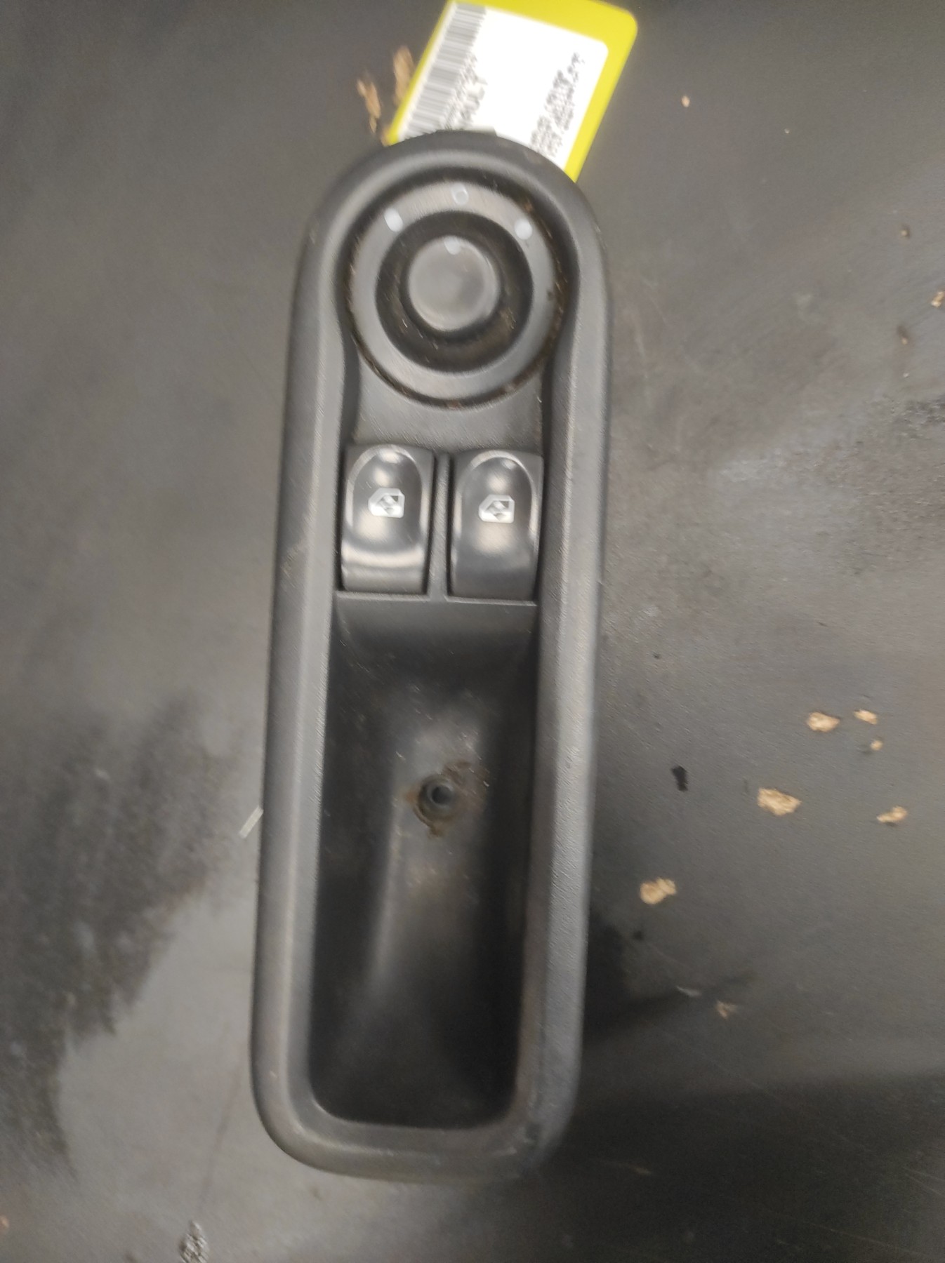 Interrupteur de leve vitre avant gauche RENAULT CLIO 3 PHASE 2 – 8200356515