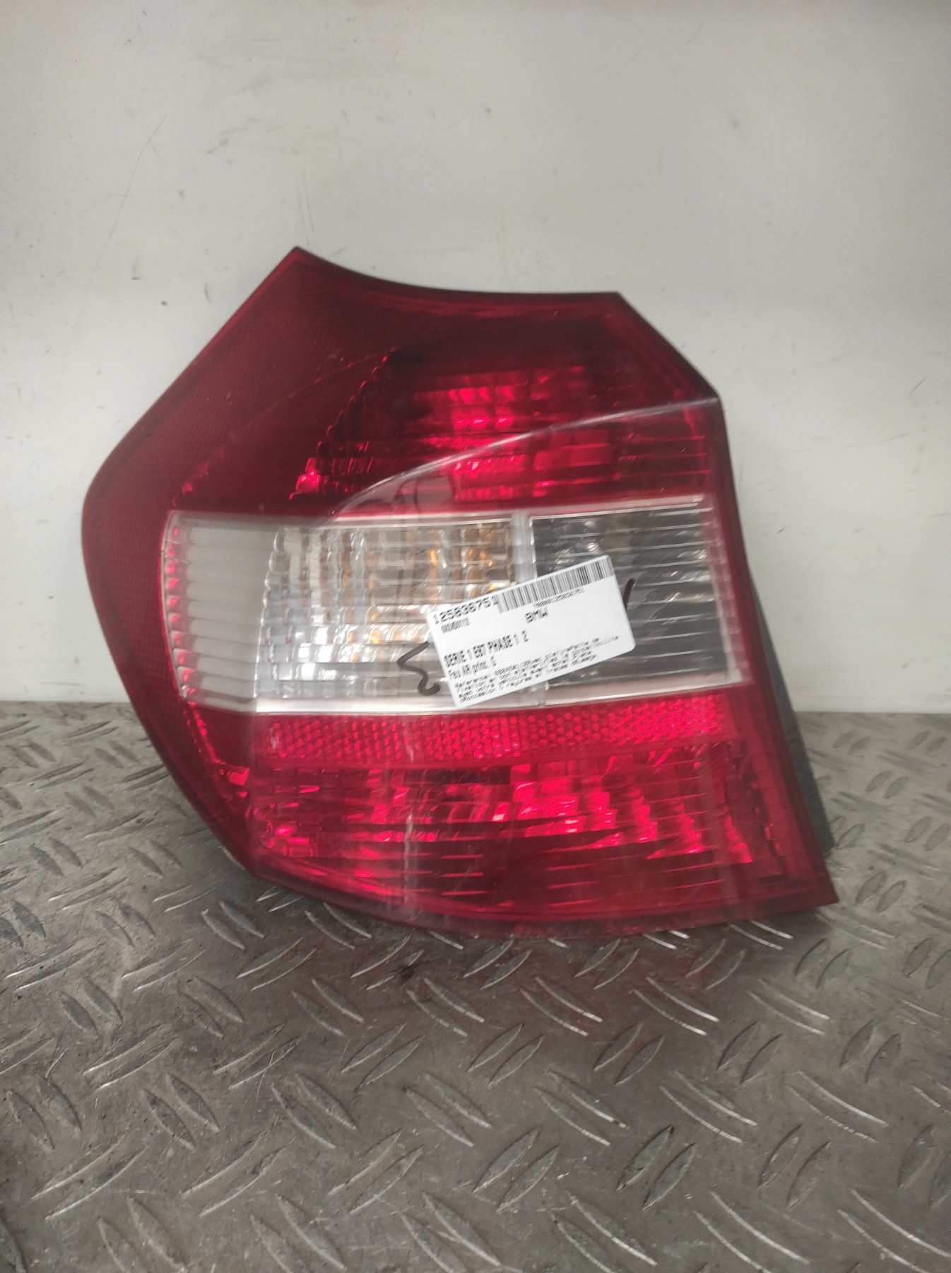 Feu arriere principal gauche (feux) BMW SERIE 1 E87 PHASE 1 – 692450112