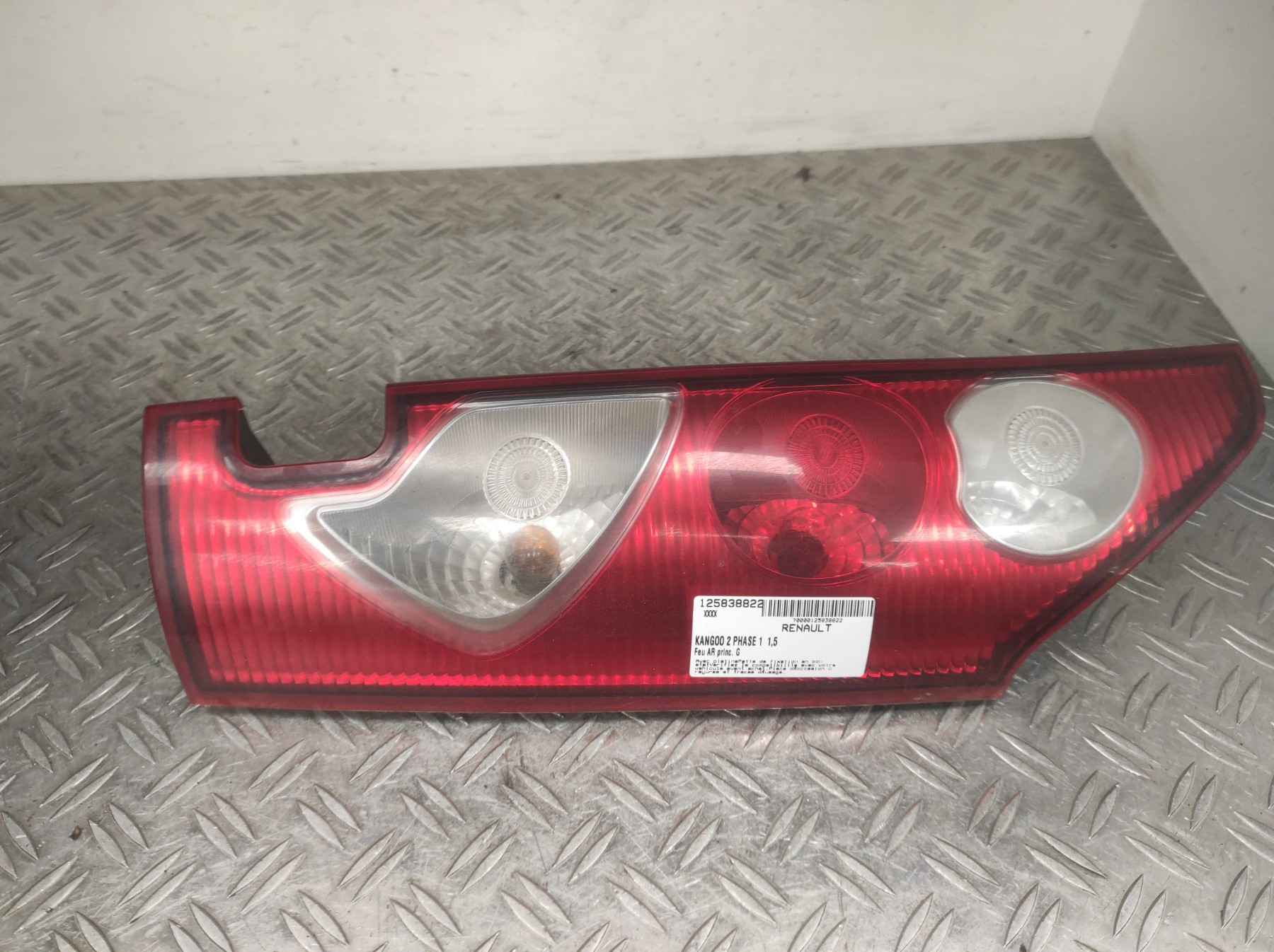 Feu arriere principal gauche (feux) RENAULT KANGOO 2 PHASE 1 – XXXX