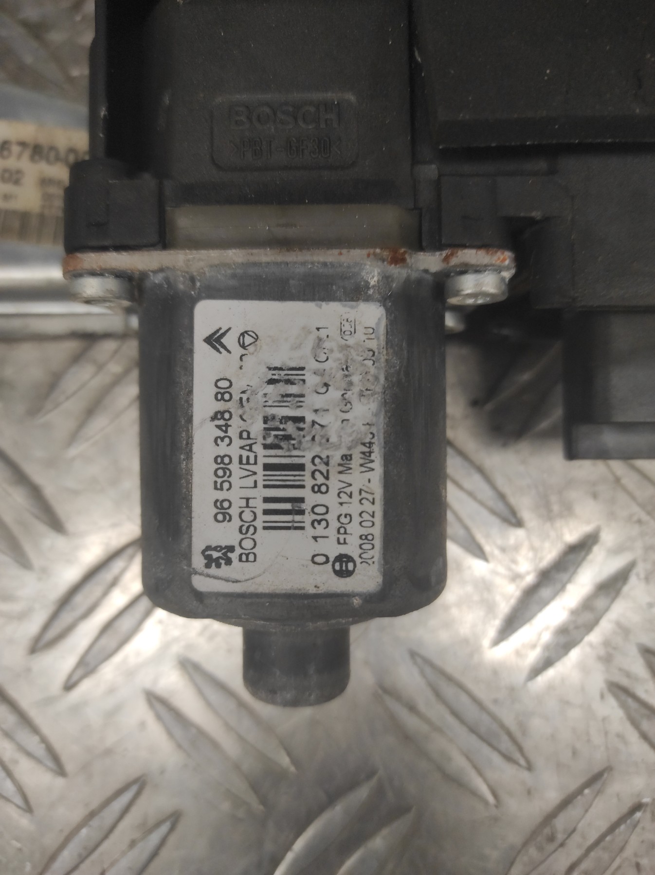 Leve vitre electrique arriere gauche PEUGEOT 308 1 PHASE 1 – 9659826780