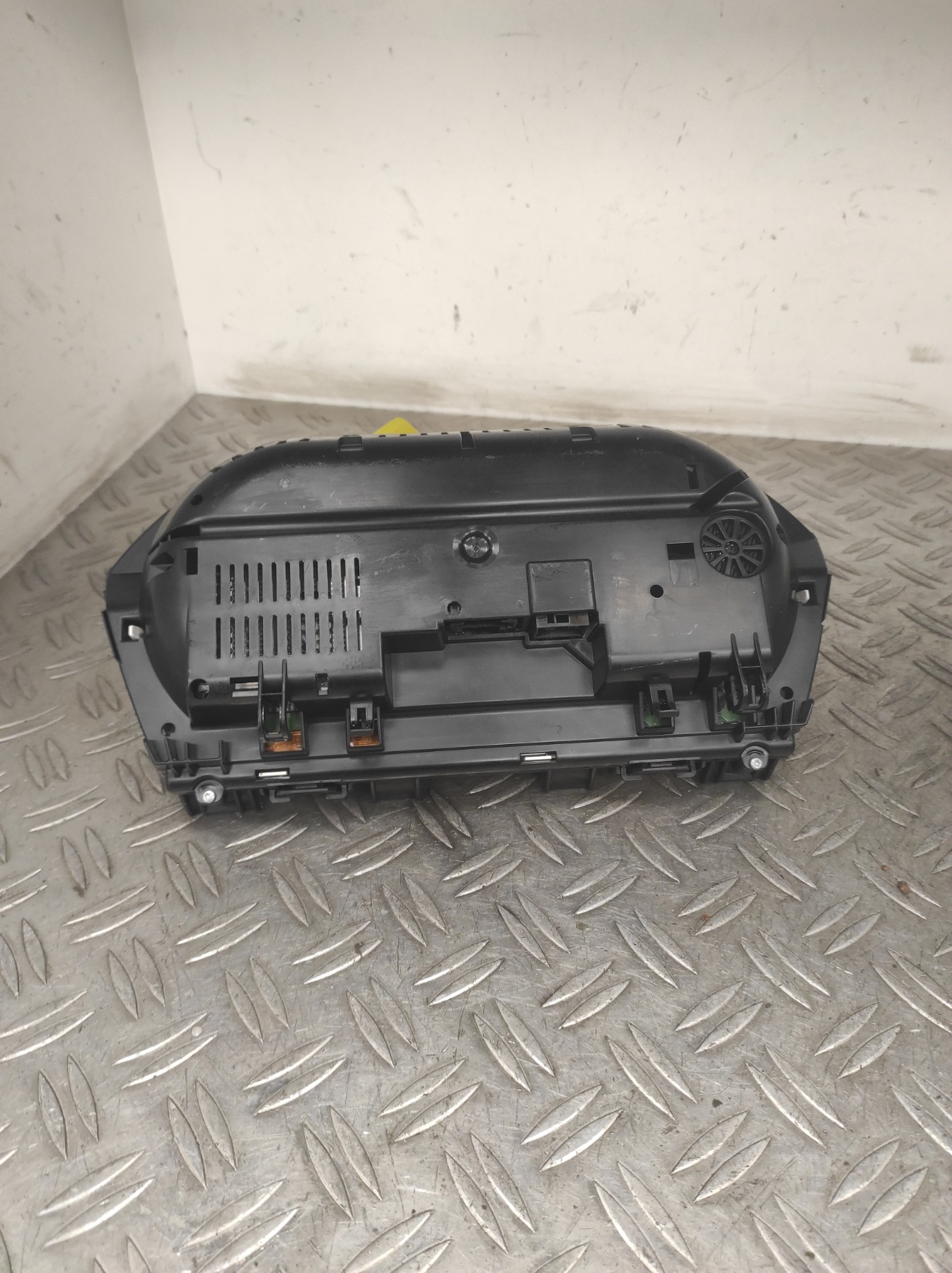 Compteur BMW SERIE 1 F20 PHASE 1 – 9232892