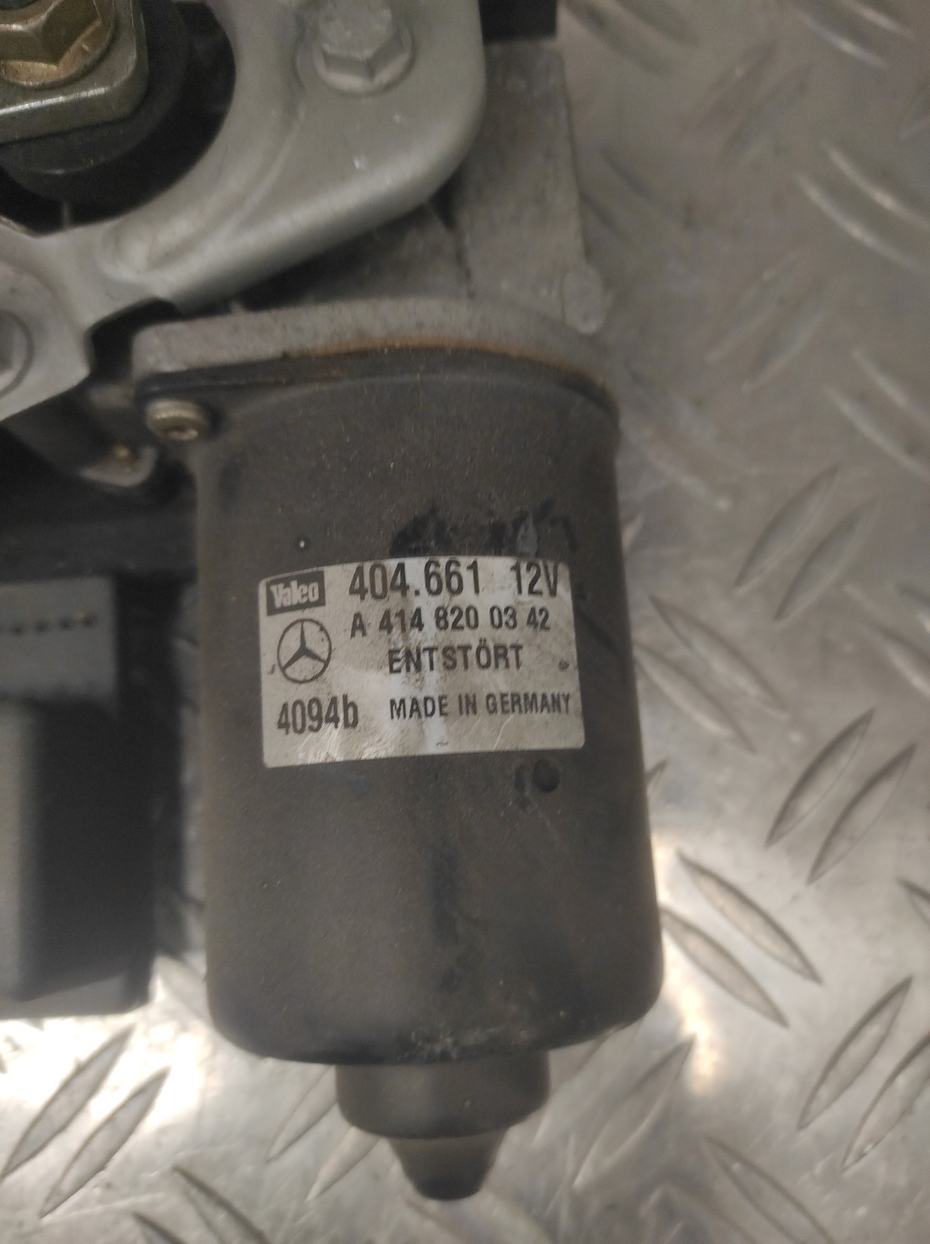Moteur essuie glace avant MERCEDES VANEO 414 – A4148200342