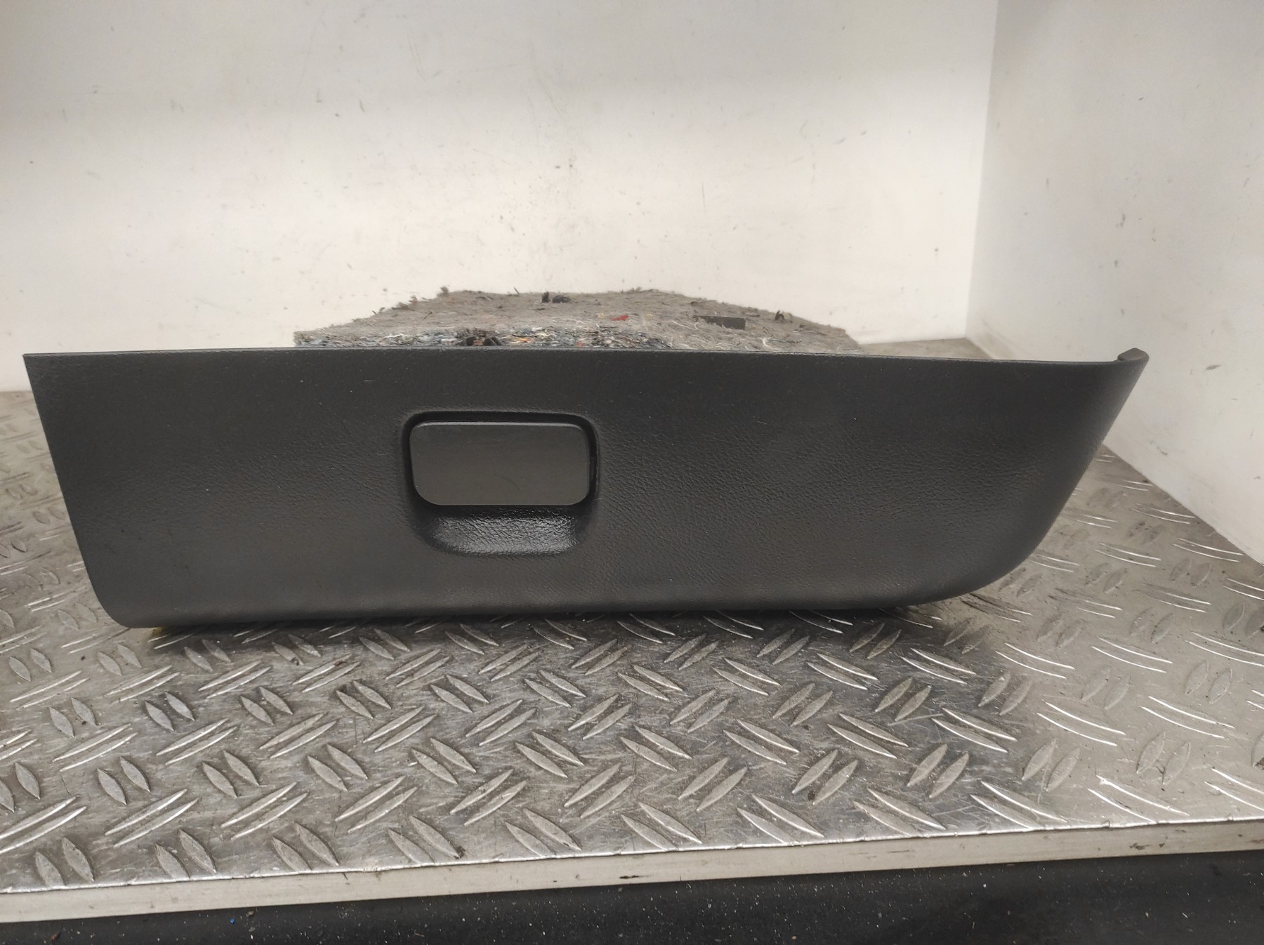 Boite a gants MERCEDES VANEO 414 – A4146800091
