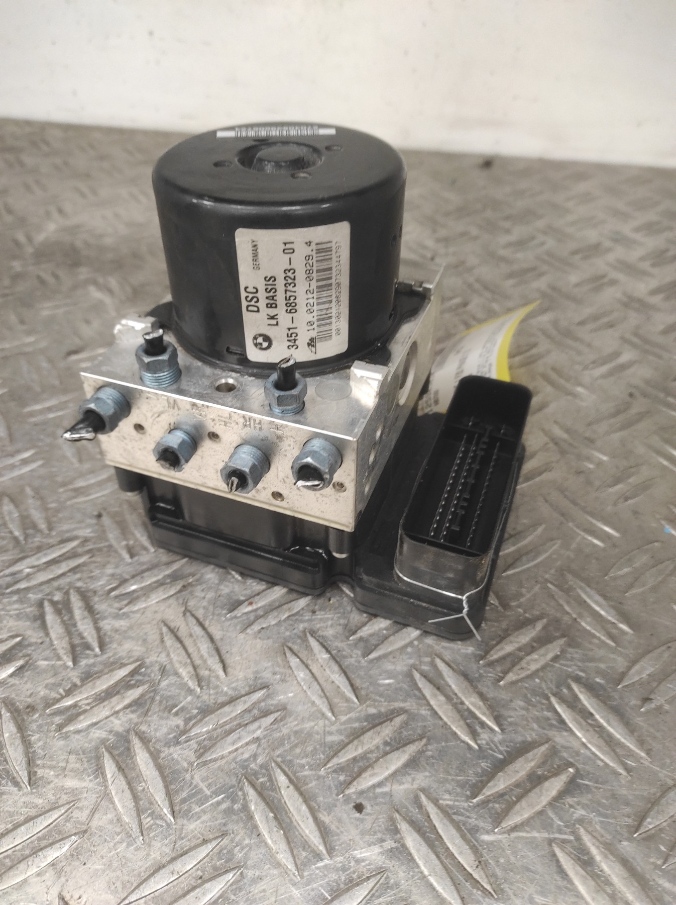 Bloc ABS (freins anti-blocage) BMW SERIE 1 F20 PHASE 1 – 6857323