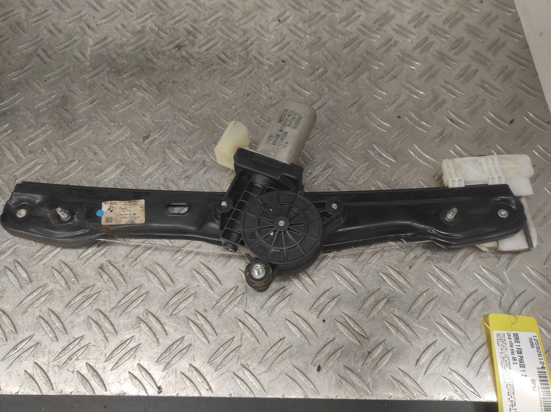 Leve vitre electrique arriere gauche BMW SERIE 1 F20 PHASE 1 – 7242555